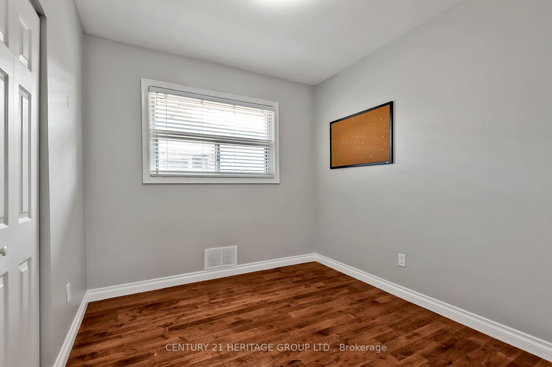 12 Kitson Dr, Toronto, ON M1M3C8 | 3 Bedroom 2 Bathroom Detached House | Image 11
