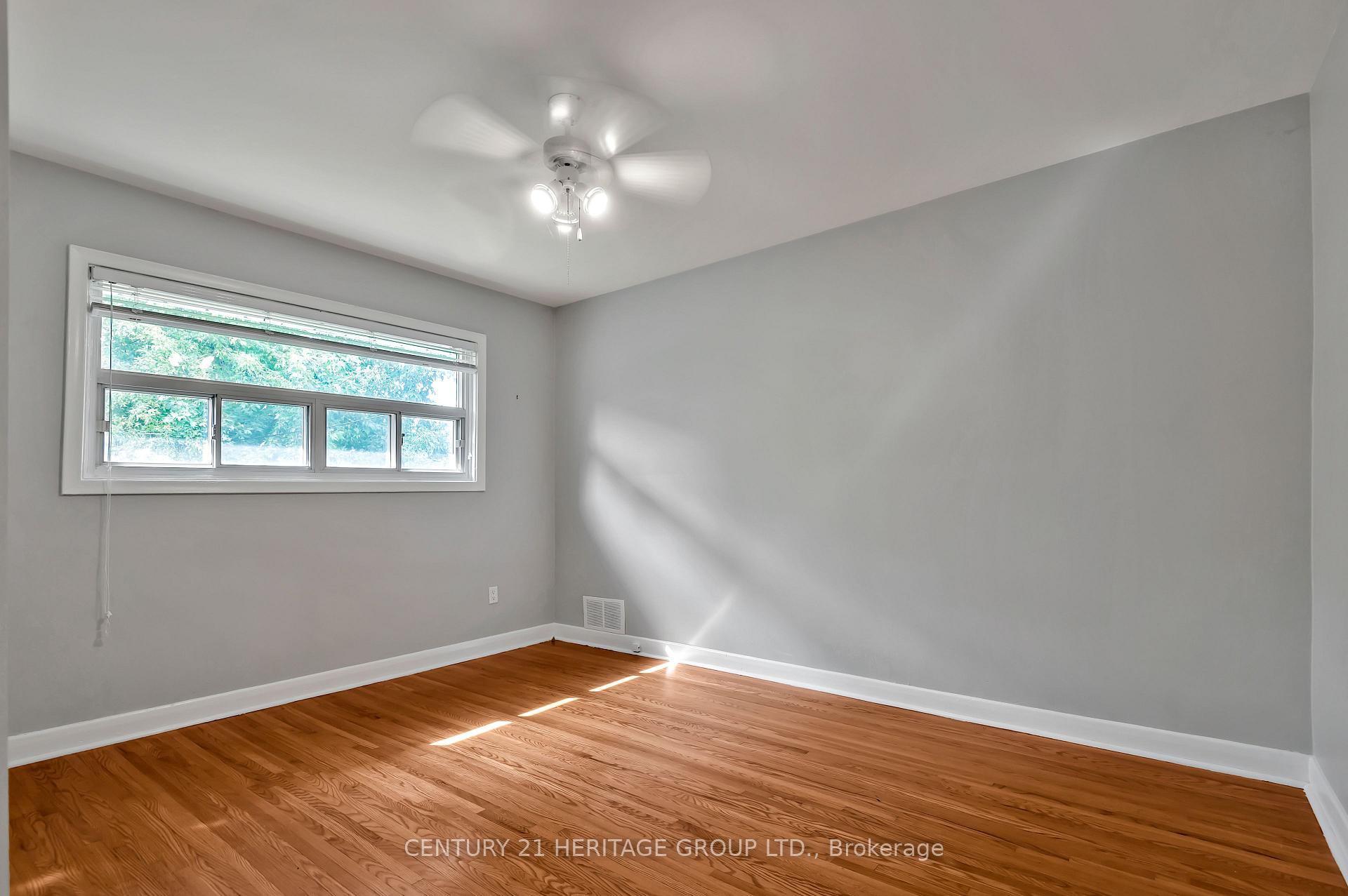 12 Kitson Dr, Toronto, ON M1M3C8 | 3 Bedroom 2 Bathroom Detached House | Image 13
