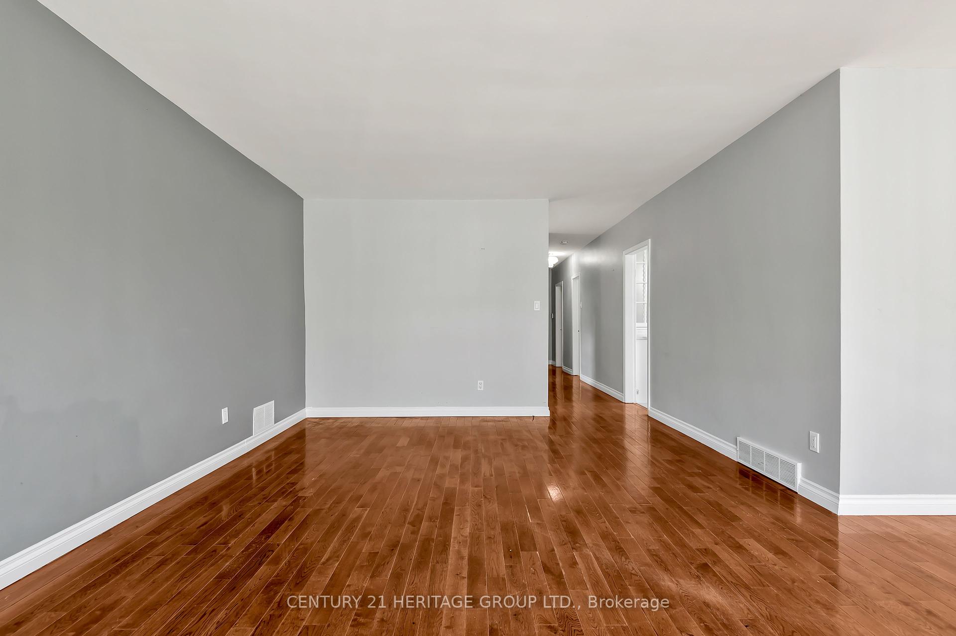 12 Kitson Dr, Toronto, ON M1M3C8 | 3 Bedroom 2 Bathroom Detached House | Image 17
