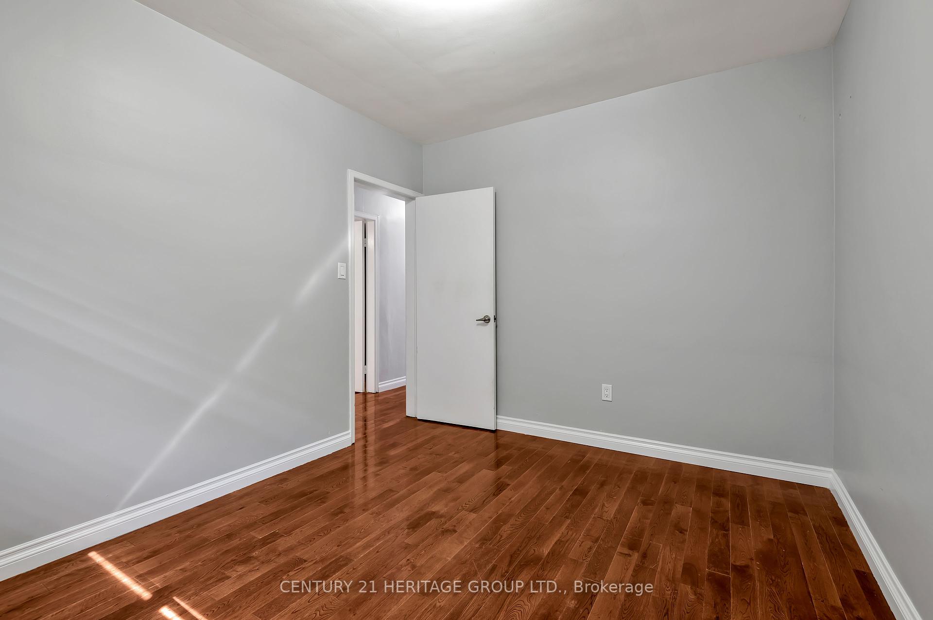 12 Kitson Dr, Toronto, ON M1M3C8 | 3 Bedroom 2 Bathroom Detached House | Image 21