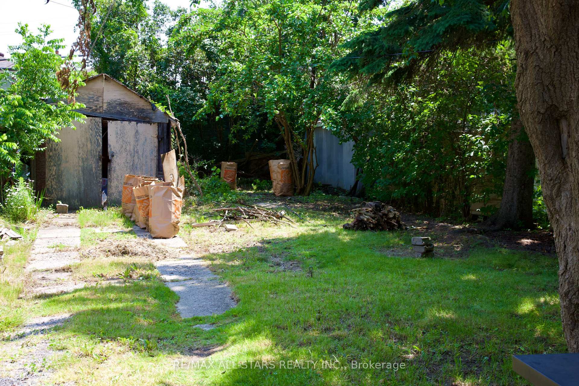 29 North Woodrow Blvd, Toronto, ON M1K1W2 | 2 Bedroom 2 Bathroom Detached House | Image 12