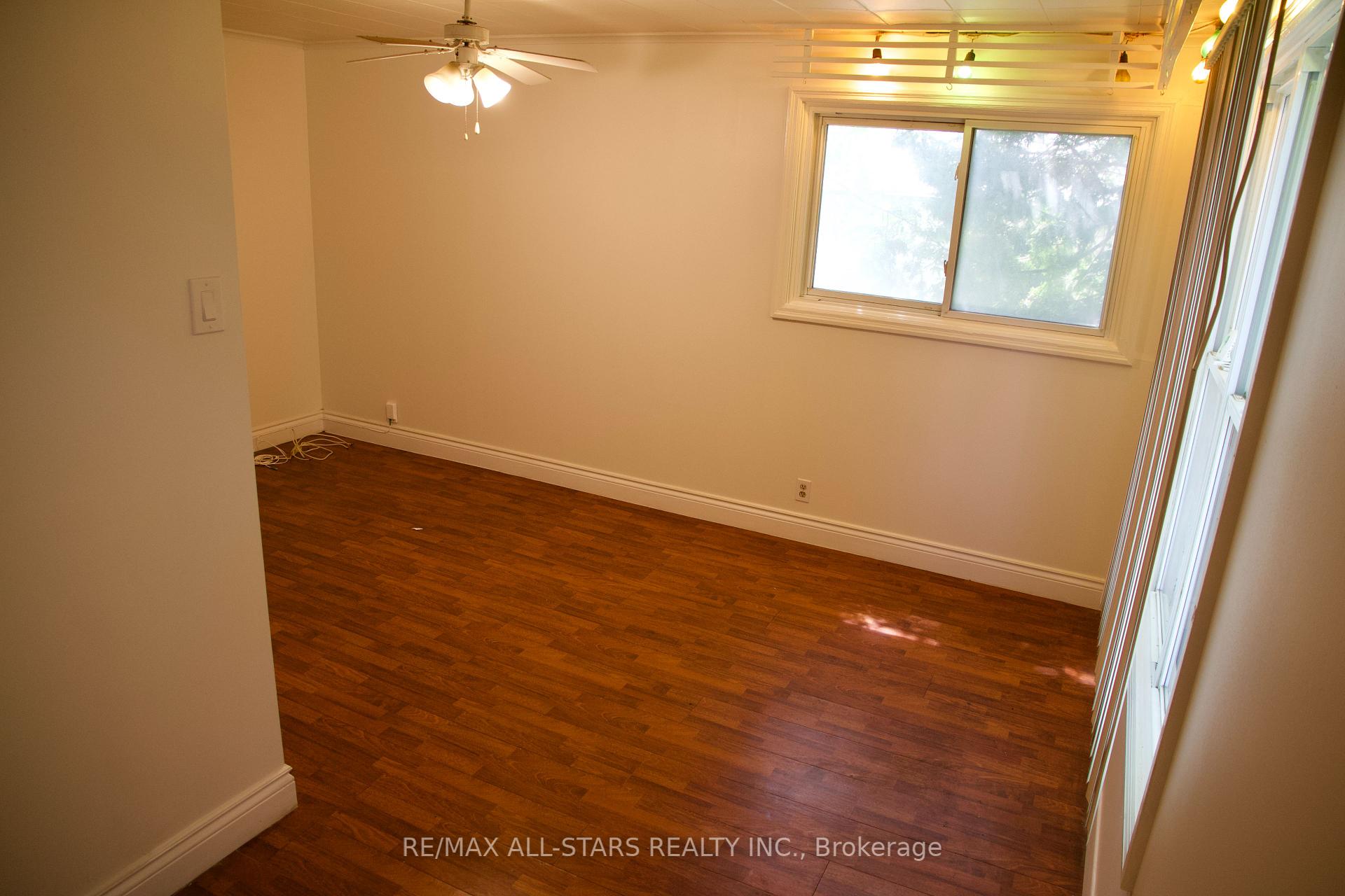 29 North Woodrow Blvd, Toronto, ON M1K1W2 | 2 Bedroom 2 Bathroom Detached House | Image 18