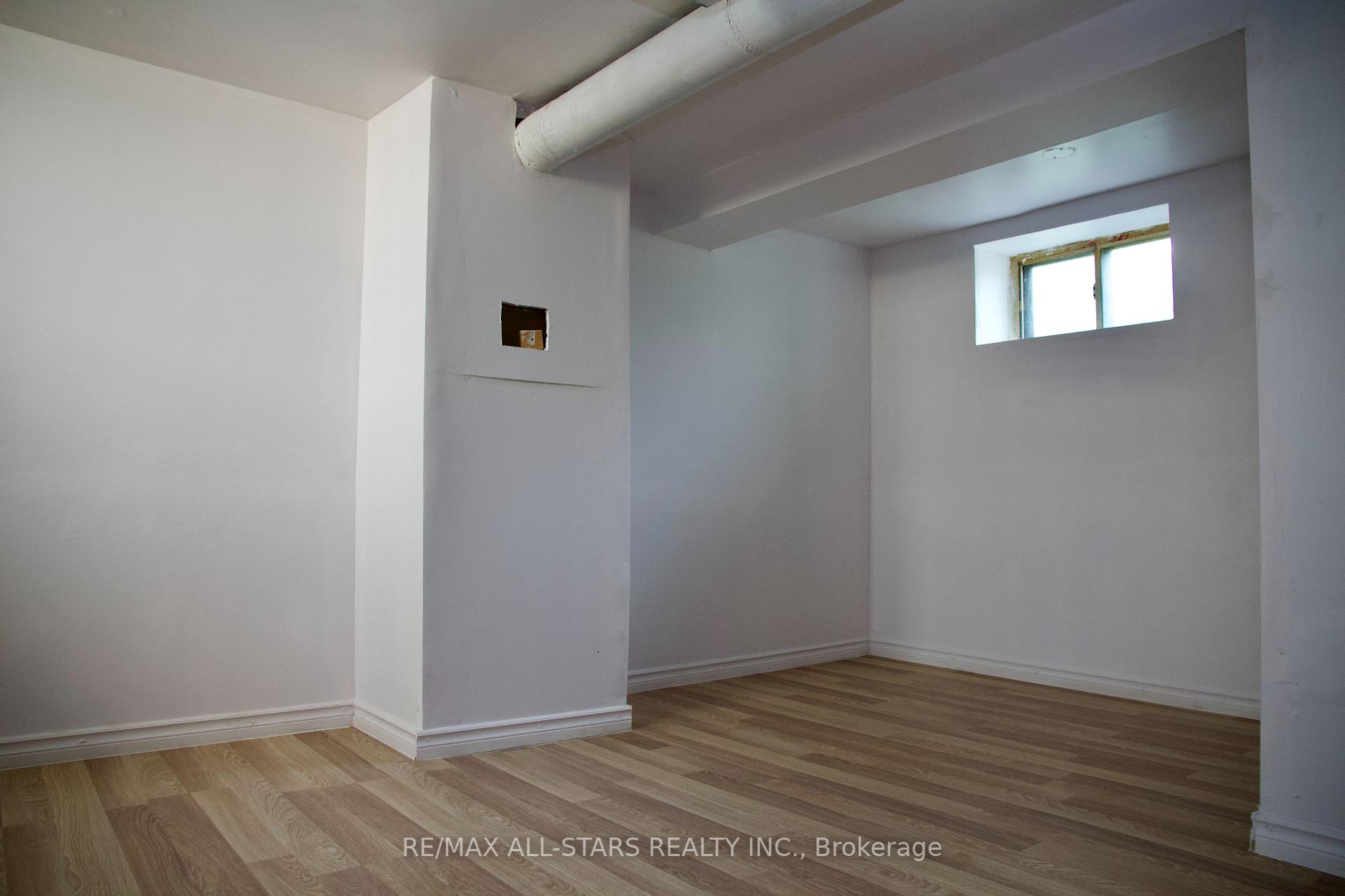 29 North Woodrow Blvd, Toronto, ON M1K1W2 | 2 Bedroom 2 Bathroom Detached House | Image 24