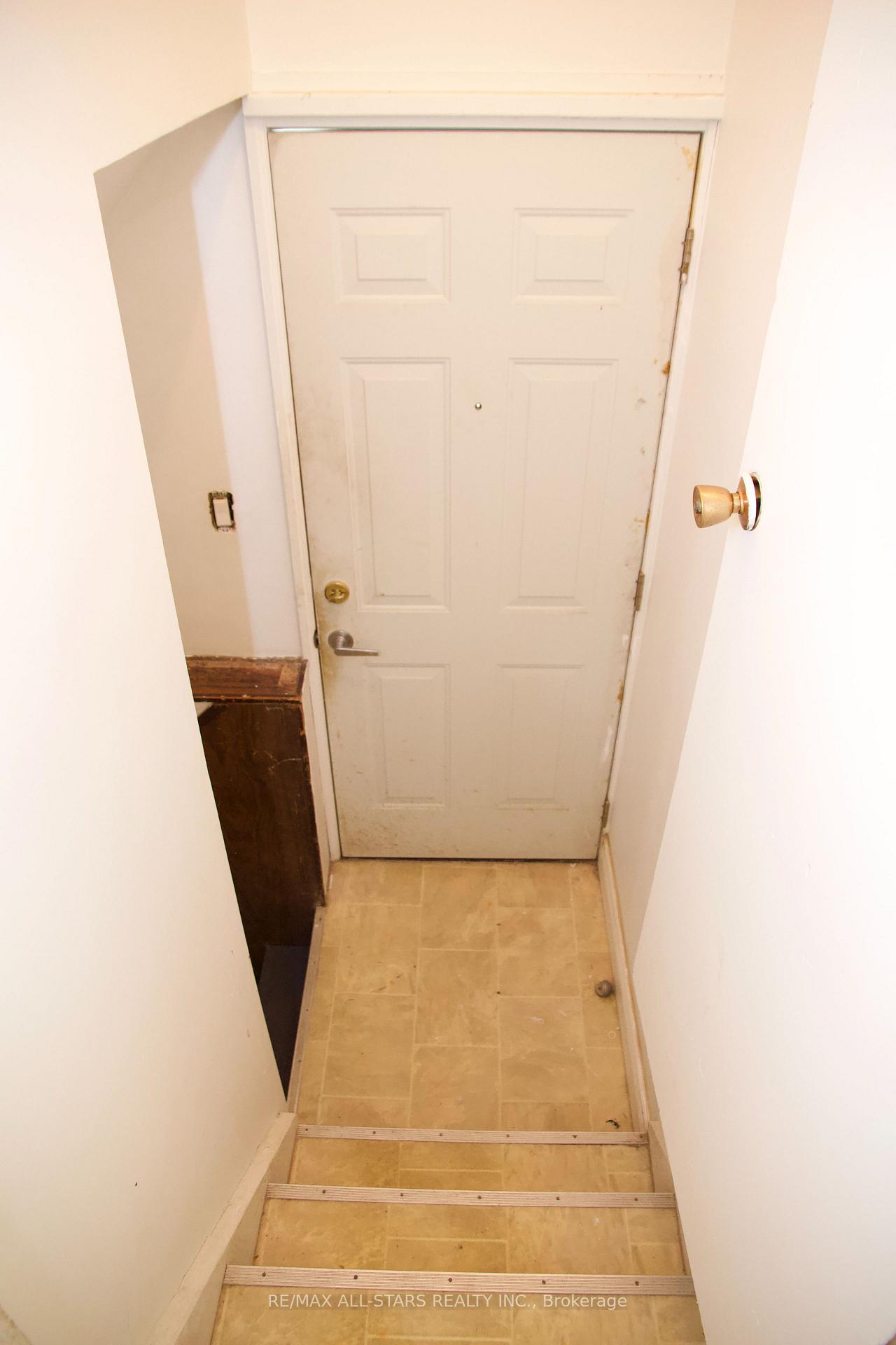 29 North Woodrow Blvd, Toronto, ON M1K1W2 | 2 Bedroom 2 Bathroom Detached House | Image 26