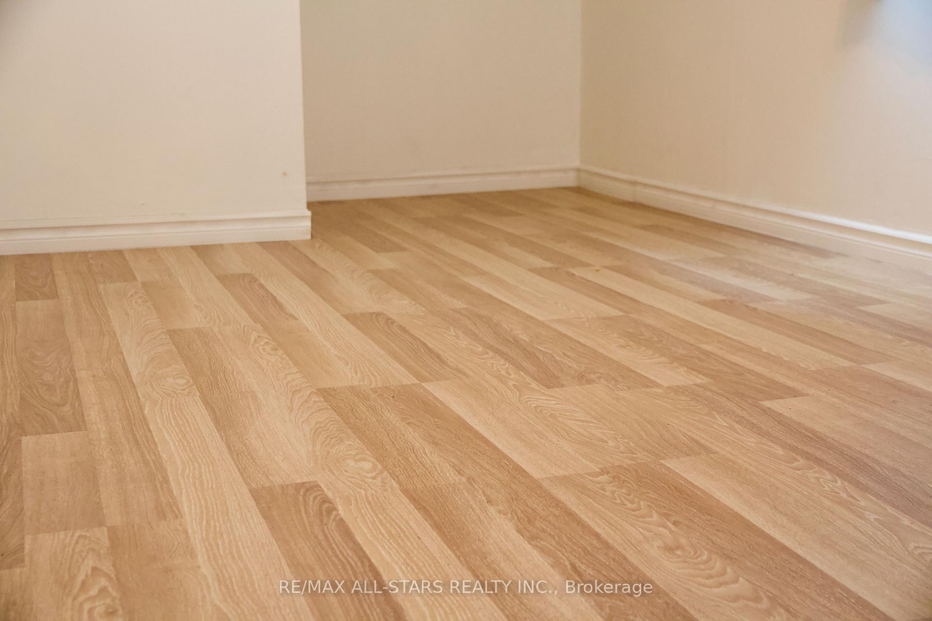 29 North Woodrow Blvd, Toronto, ON M1K1W2 | 2 Bedroom 2 Bathroom Detached House | Image 30