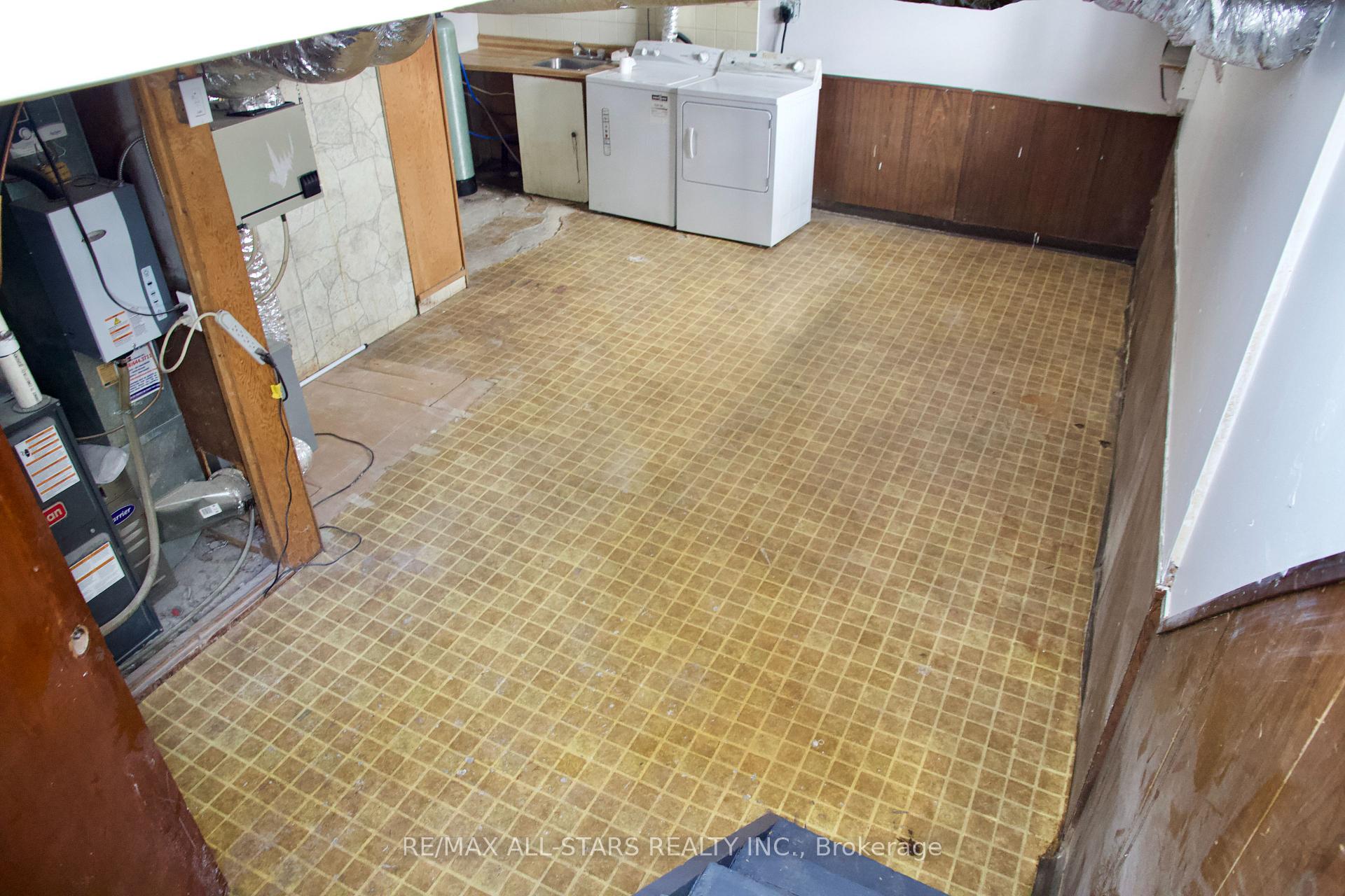 29 North Woodrow Blvd, Toronto, ON M1K1W2 | 2 Bedroom 2 Bathroom Detached House | Image 33