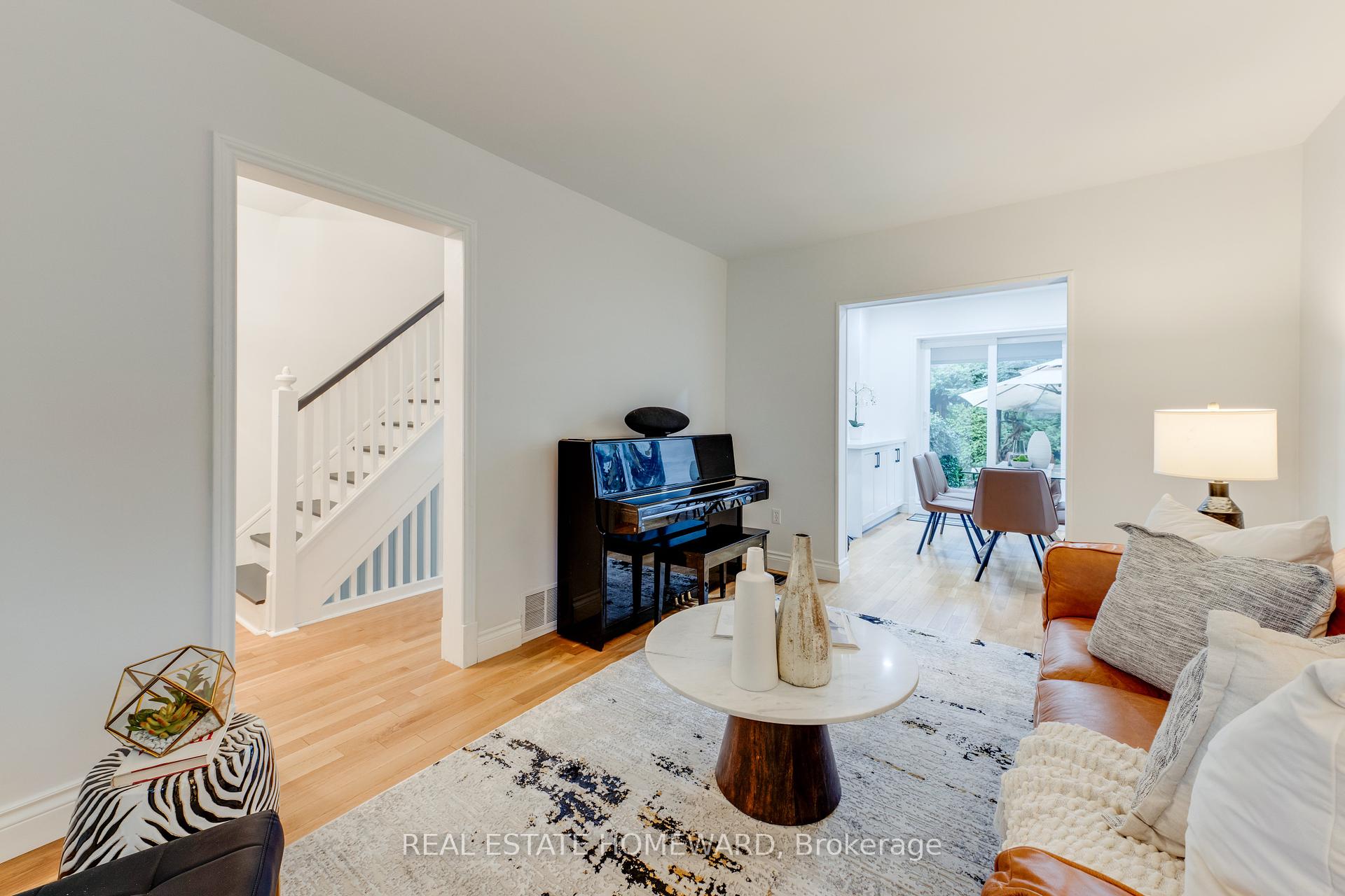 24 Avalon Blvd, Toronto, ON M1N3J2 | 3 Bedroom 2 Bathroom Detached House | Image 11