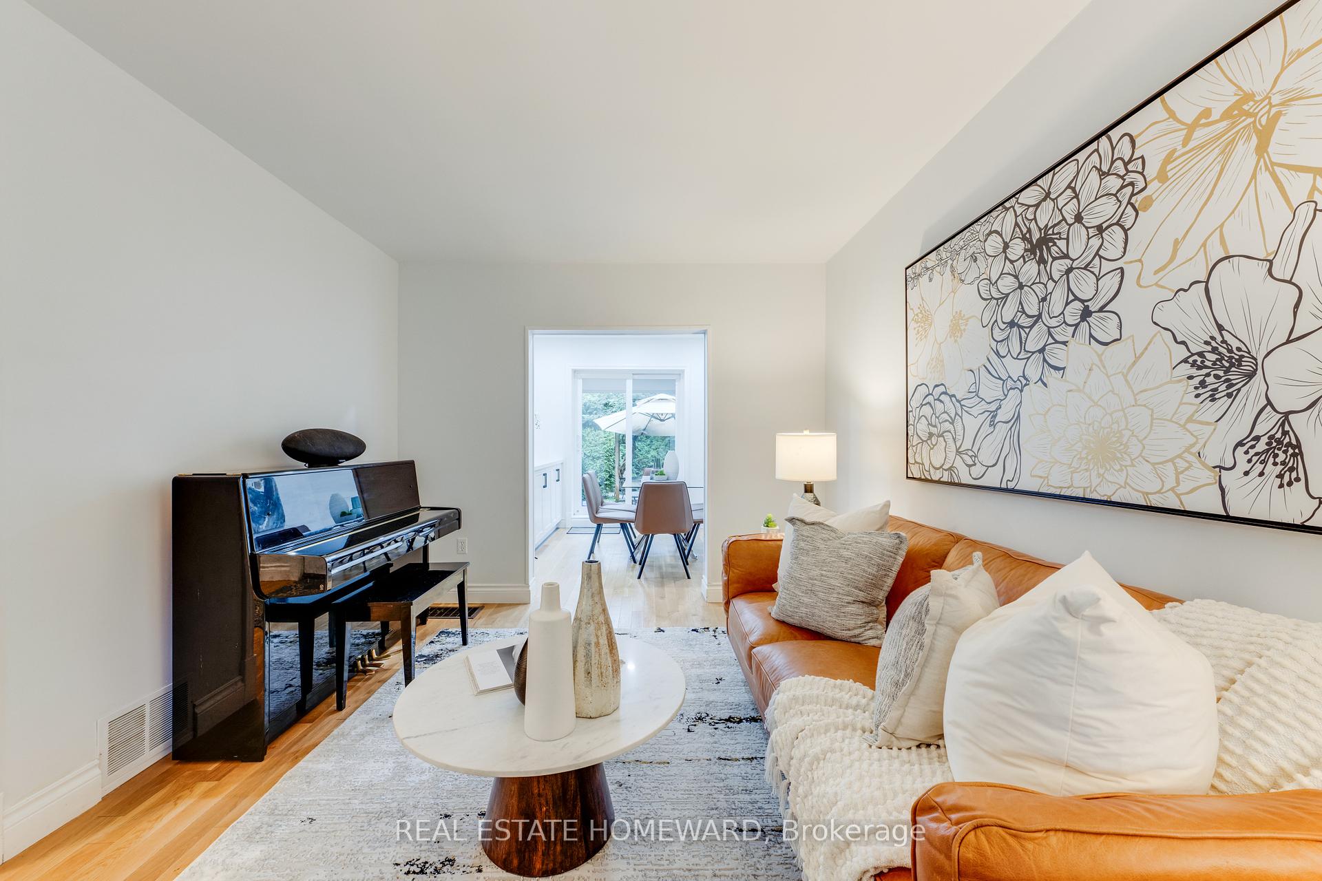 24 Avalon Blvd, Toronto, ON M1N3J2 | 3 Bedroom 2 Bathroom Detached House | Image 12