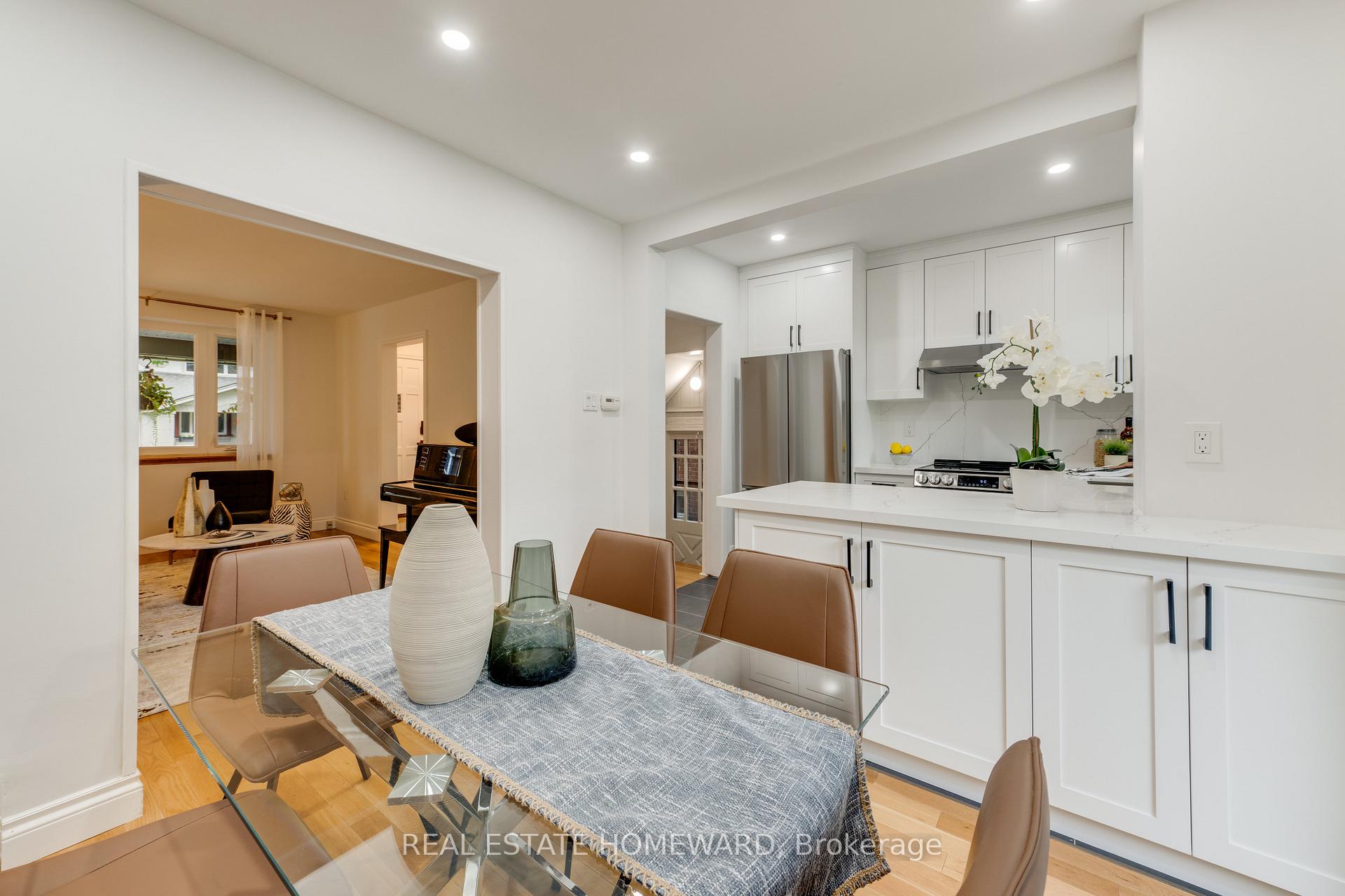 24 Avalon Blvd, Toronto, ON M1N3J2 | 3 Bedroom 2 Bathroom Detached House | Image 15