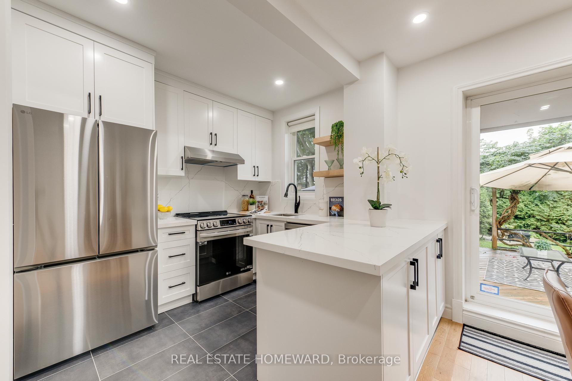 24 Avalon Blvd, Toronto, ON M1N3J2 | 3 Bedroom 2 Bathroom Detached House | Image 16