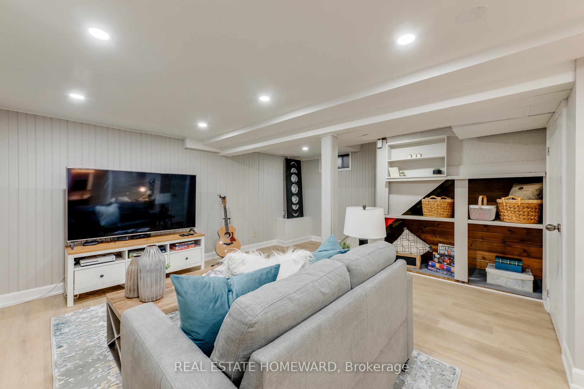 24 Avalon Blvd, Toronto, ON M1N3J2 | 3 Bedroom 2 Bathroom Detached House | Image 31