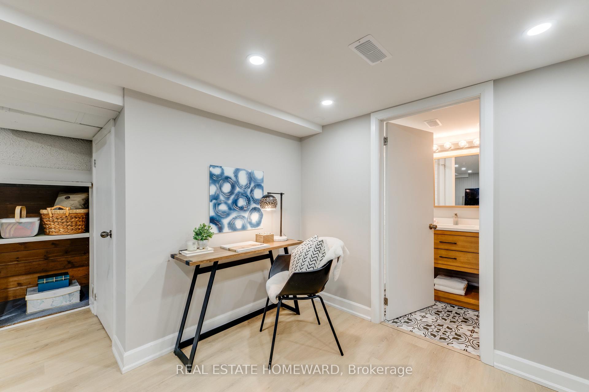 24 Avalon Blvd, Toronto, ON M1N3J2 | 3 Bedroom 2 Bathroom Detached House | Image 32