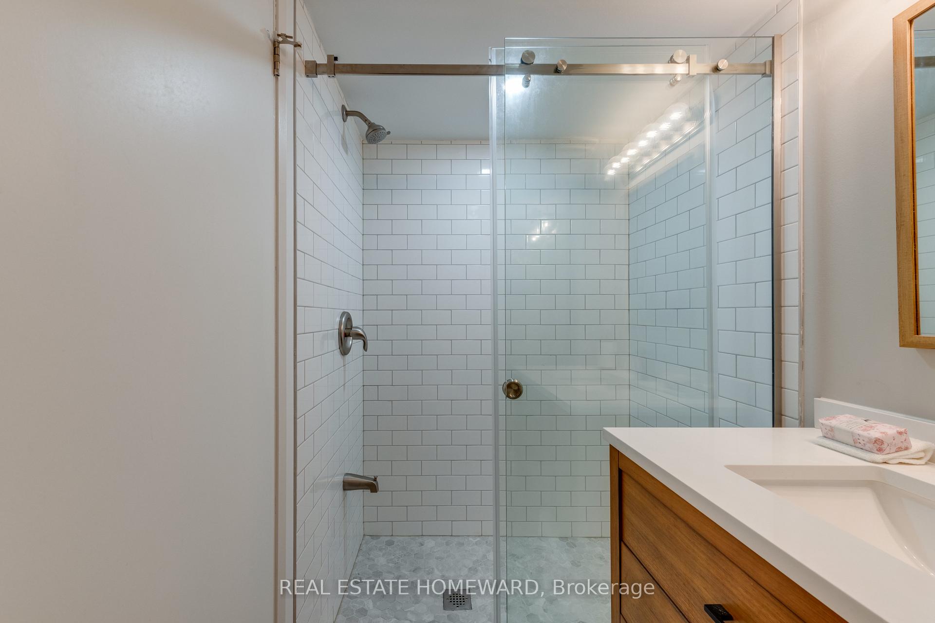 24 Avalon Blvd, Toronto, ON M1N3J2 | 3 Bedroom 2 Bathroom Detached House | Image 35