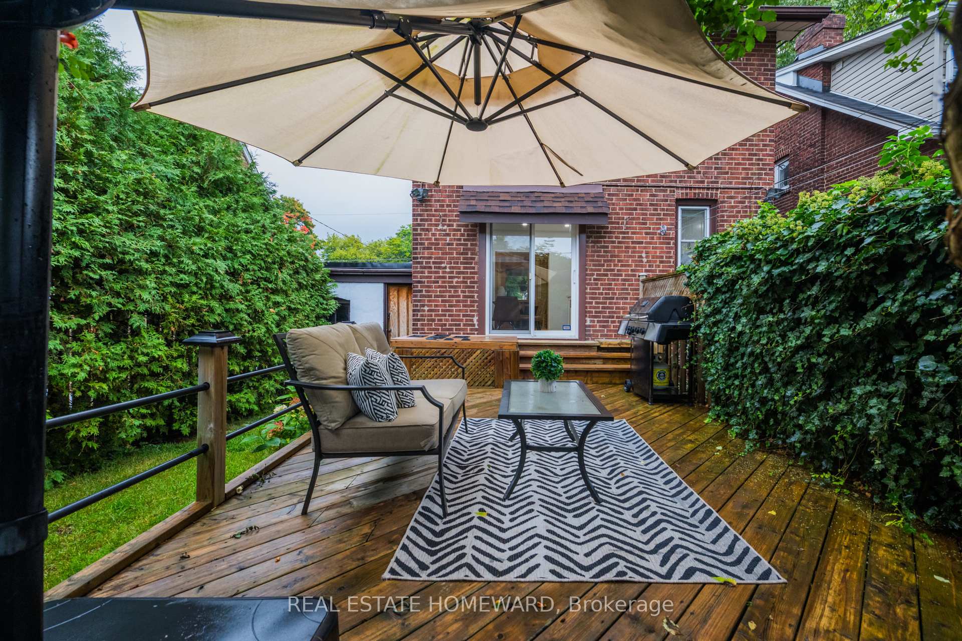 24 Avalon Blvd, Toronto, ON M1N3J2 | 3 Bedroom 2 Bathroom Detached House | Image 39