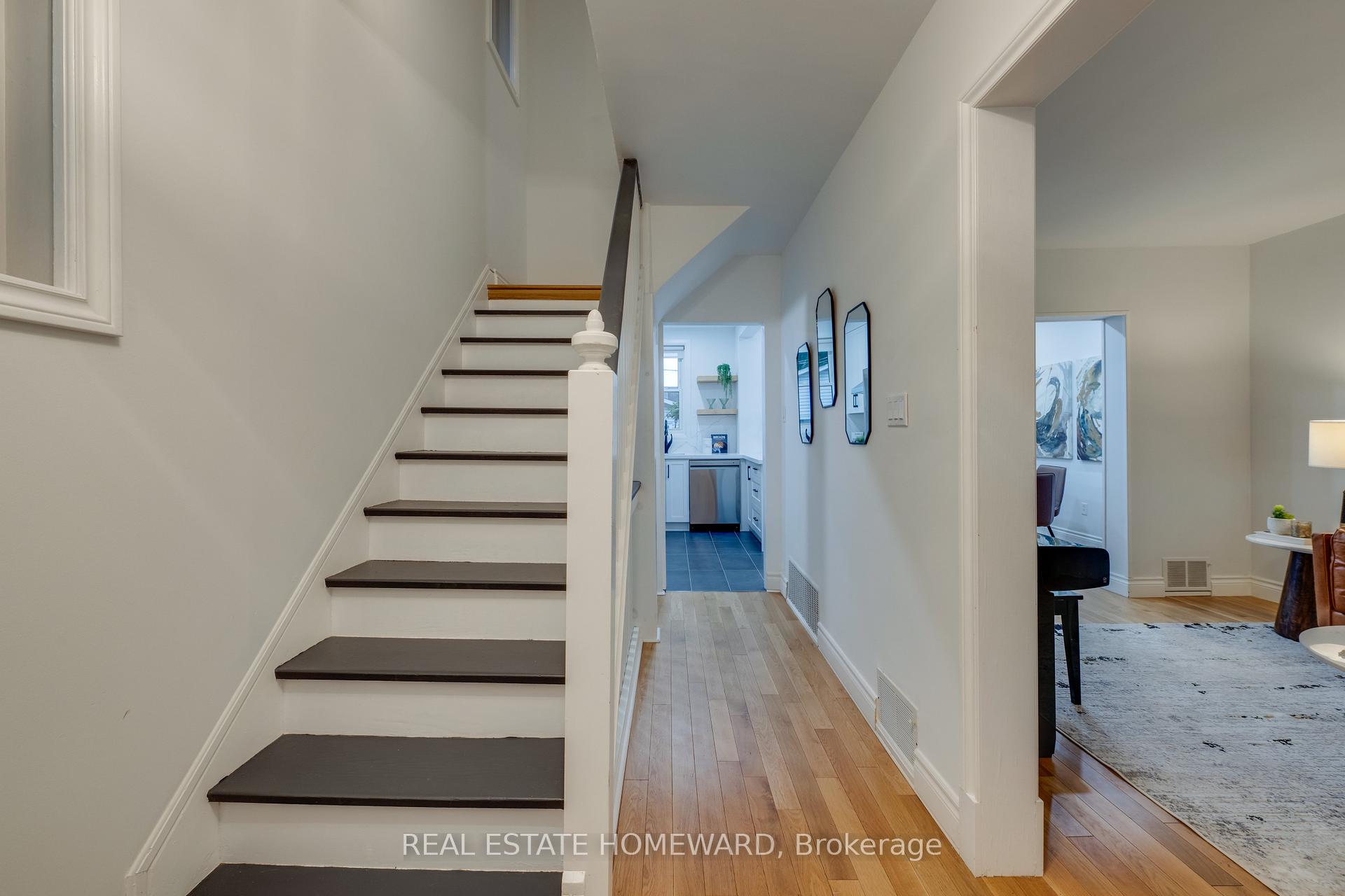 24 Avalon Blvd, Toronto, ON M1N3J2 | 3 Bedroom 2 Bathroom Detached House | Image 8