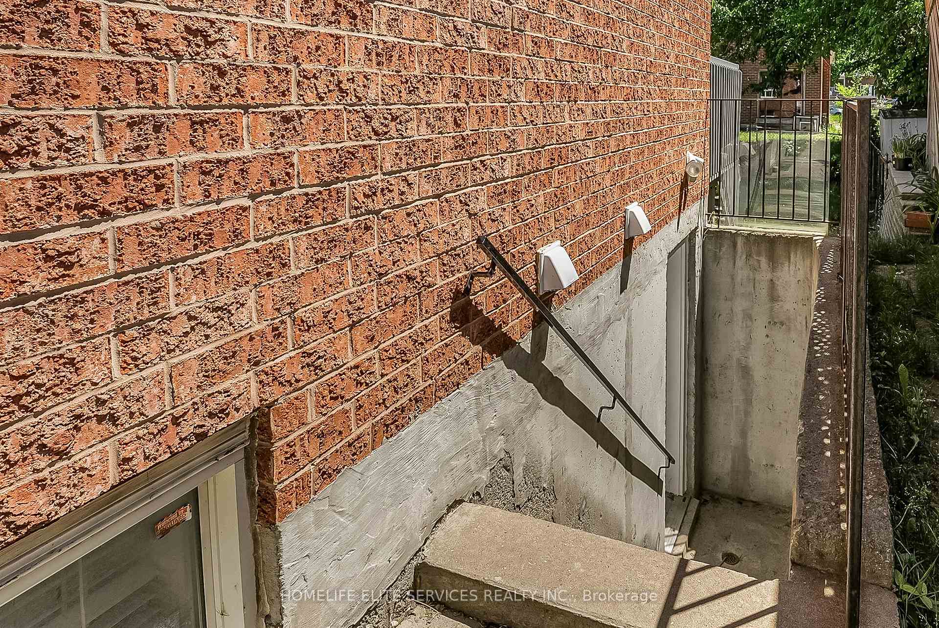 3 Lenthall Ave, Toronto, ON M1B2C7 | 3 Bedroom 4 Bathroom Semi-Detached House | Image 27