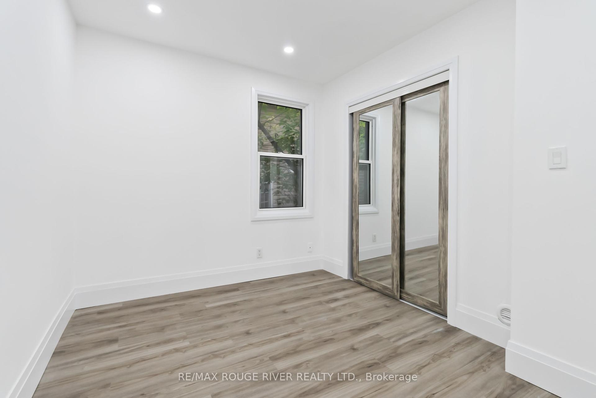 449 Drew St, Oshawa, ON L1H5B6 | 2 Bedroom 2 Bathroom Detached House | Image 10