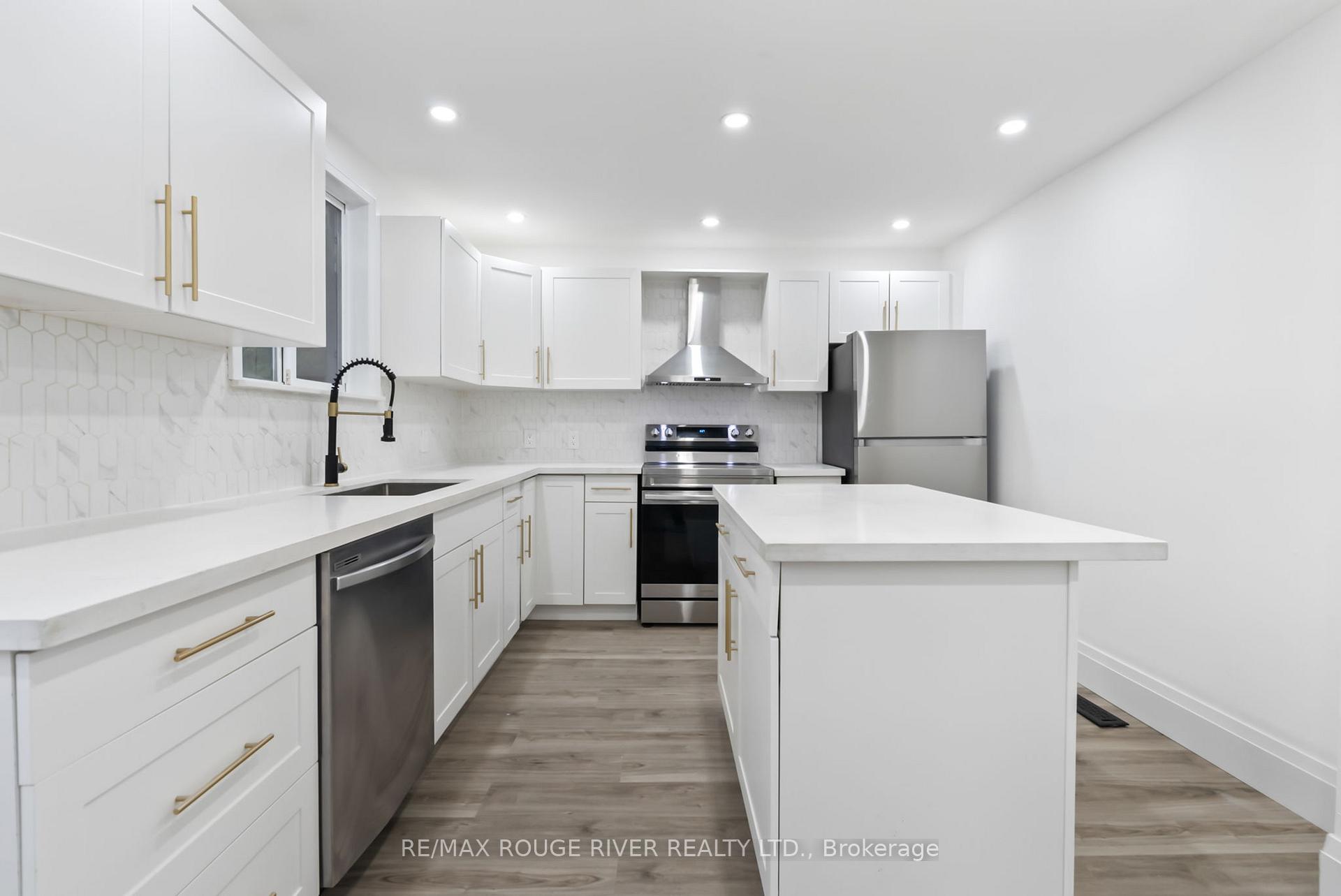 449 Drew St, Oshawa, ON L1H5B6 | 2 Bedroom 2 Bathroom Detached House | Image 12