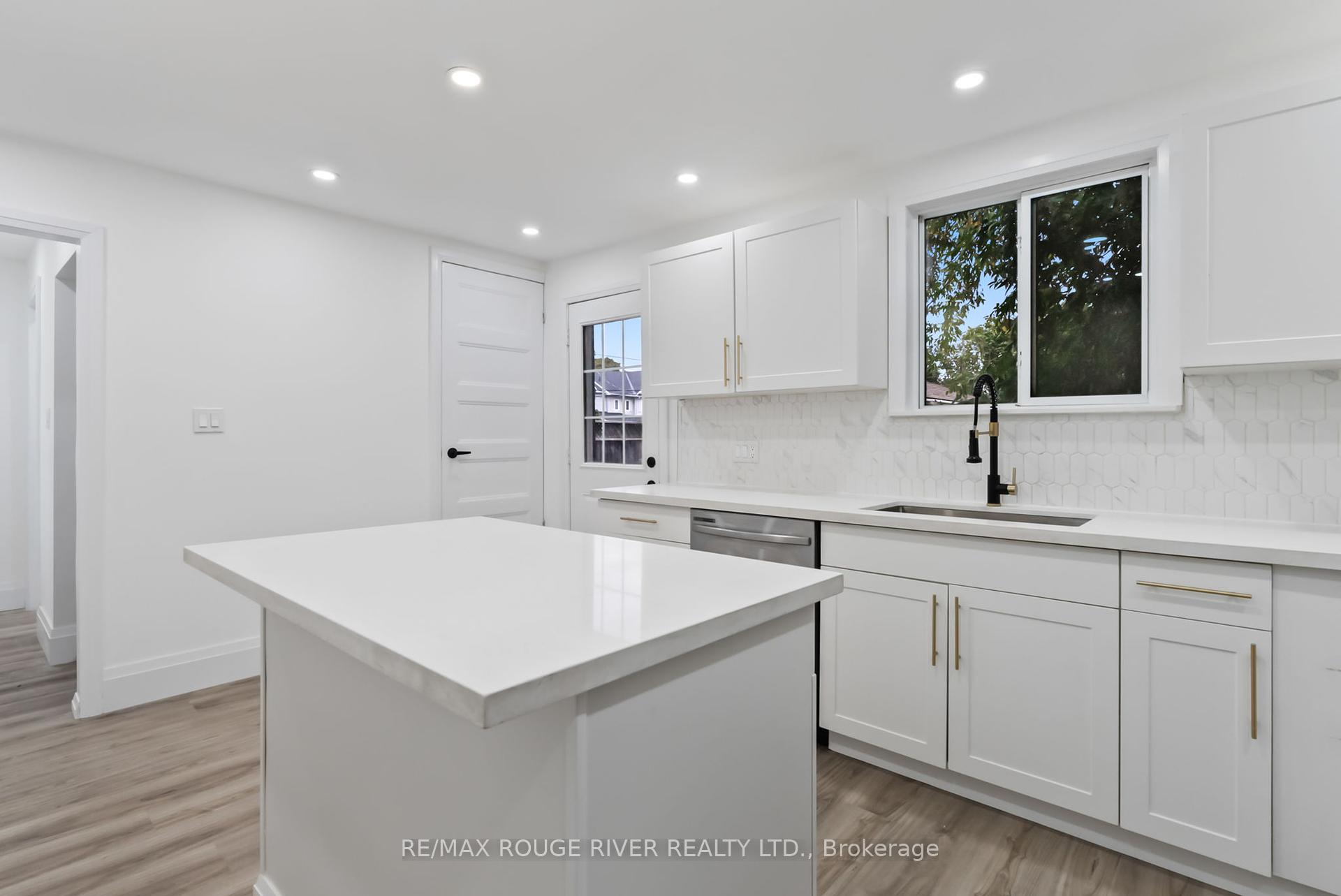 449 Drew St, Oshawa, ON L1H5B6 | 2 Bedroom 2 Bathroom Detached House | Image 18