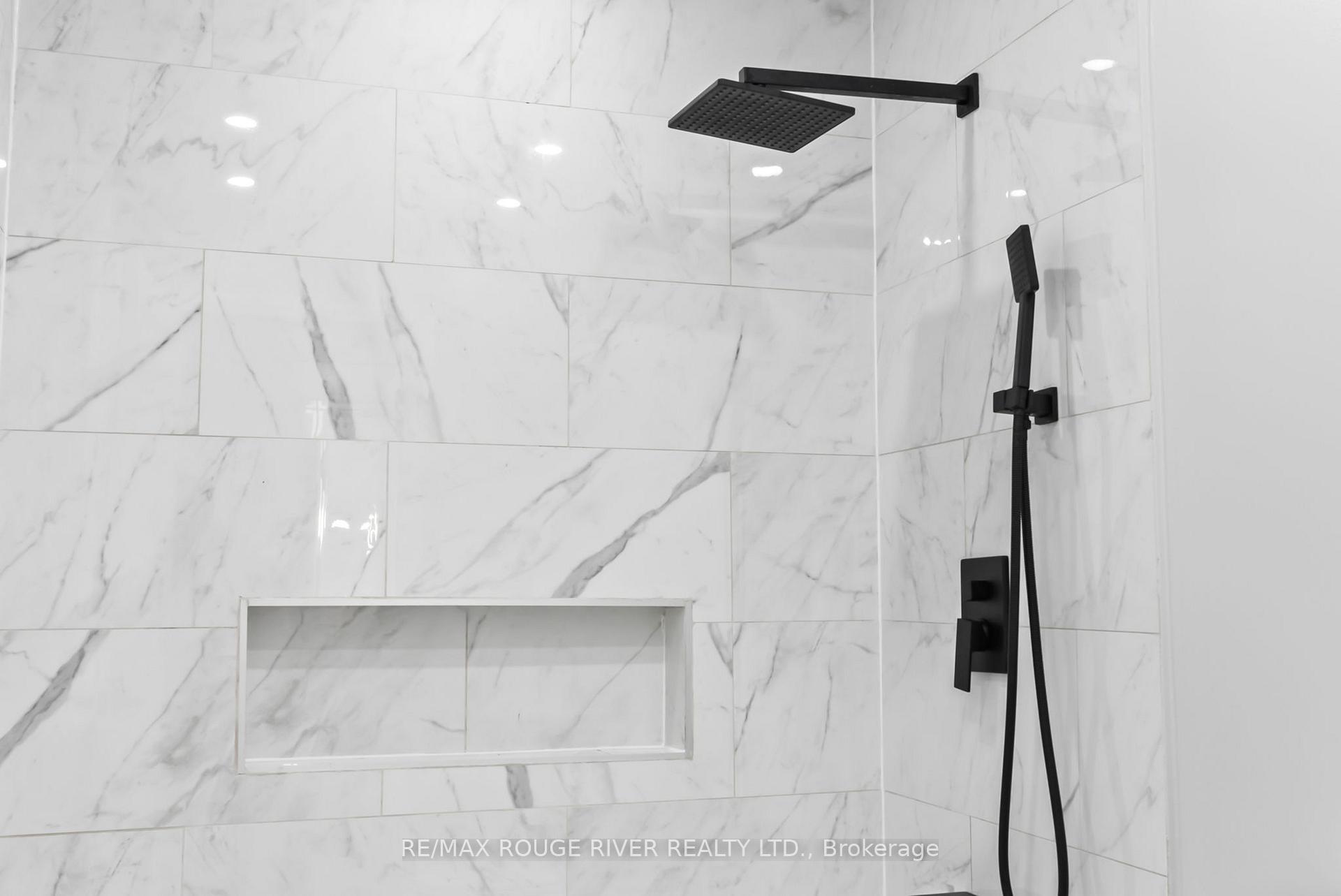 449 Drew St, Oshawa, ON L1H5B6 | 2 Bedroom 2 Bathroom Detached House | Image 20