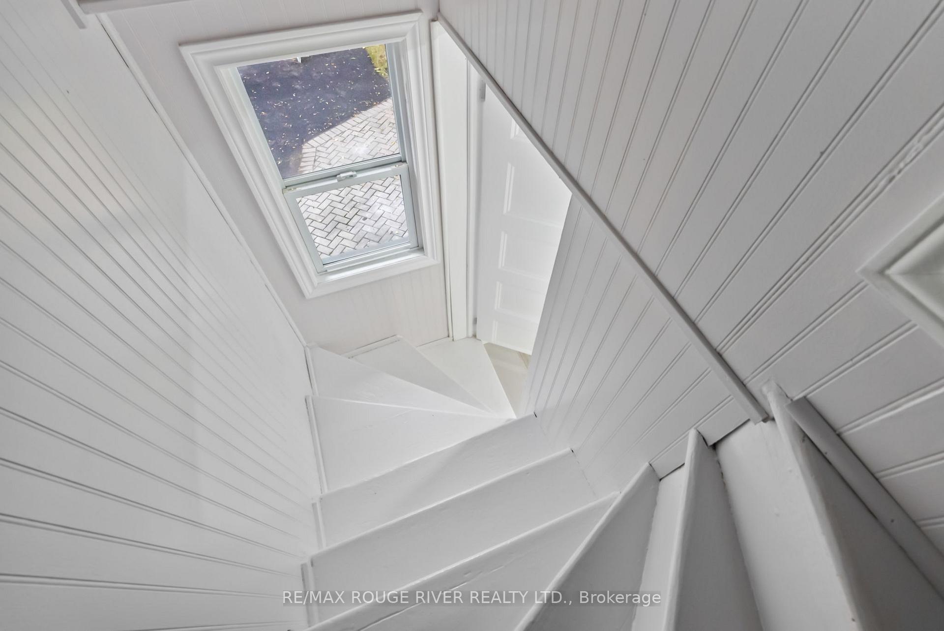 449 Drew St, Oshawa, ON L1H5B6 | 2 Bedroom 2 Bathroom Detached House | Image 34