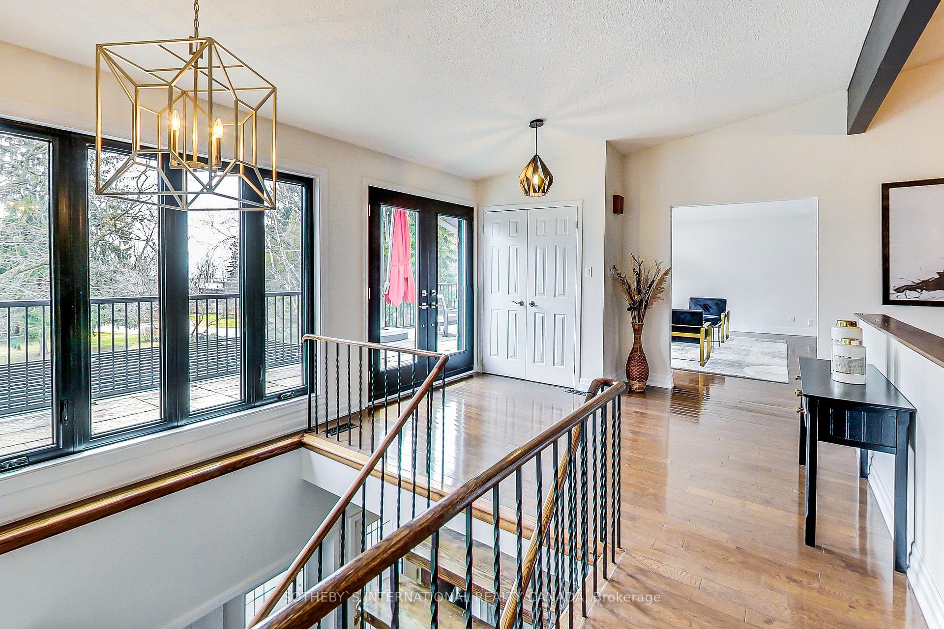 41 Meadowcliffe Dr, Toronto, ON M1M2X8 | 3 Bedroom 5 Bathroom Detached House | Image 8