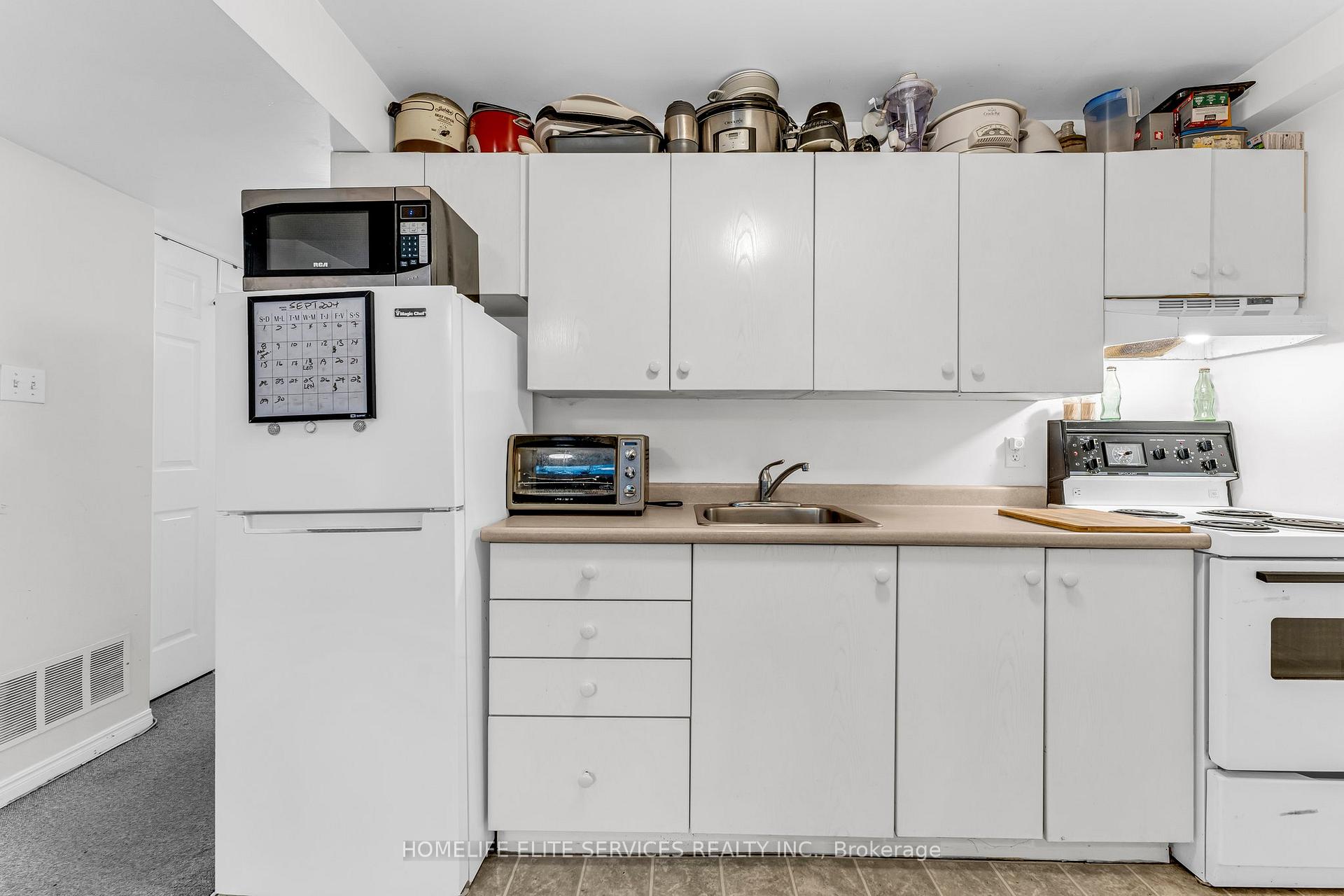 15 Lenthall Ave, Toronto, ON M1B2C7 | 3 Bedroom 4 Bathroom Semi-Detached House | Image 18