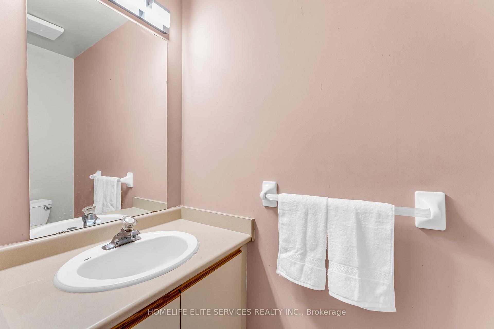 15 Lenthall Ave, Toronto, ON M1B2C7 | 3 Bedroom 4 Bathroom Semi-Detached House | Image 27