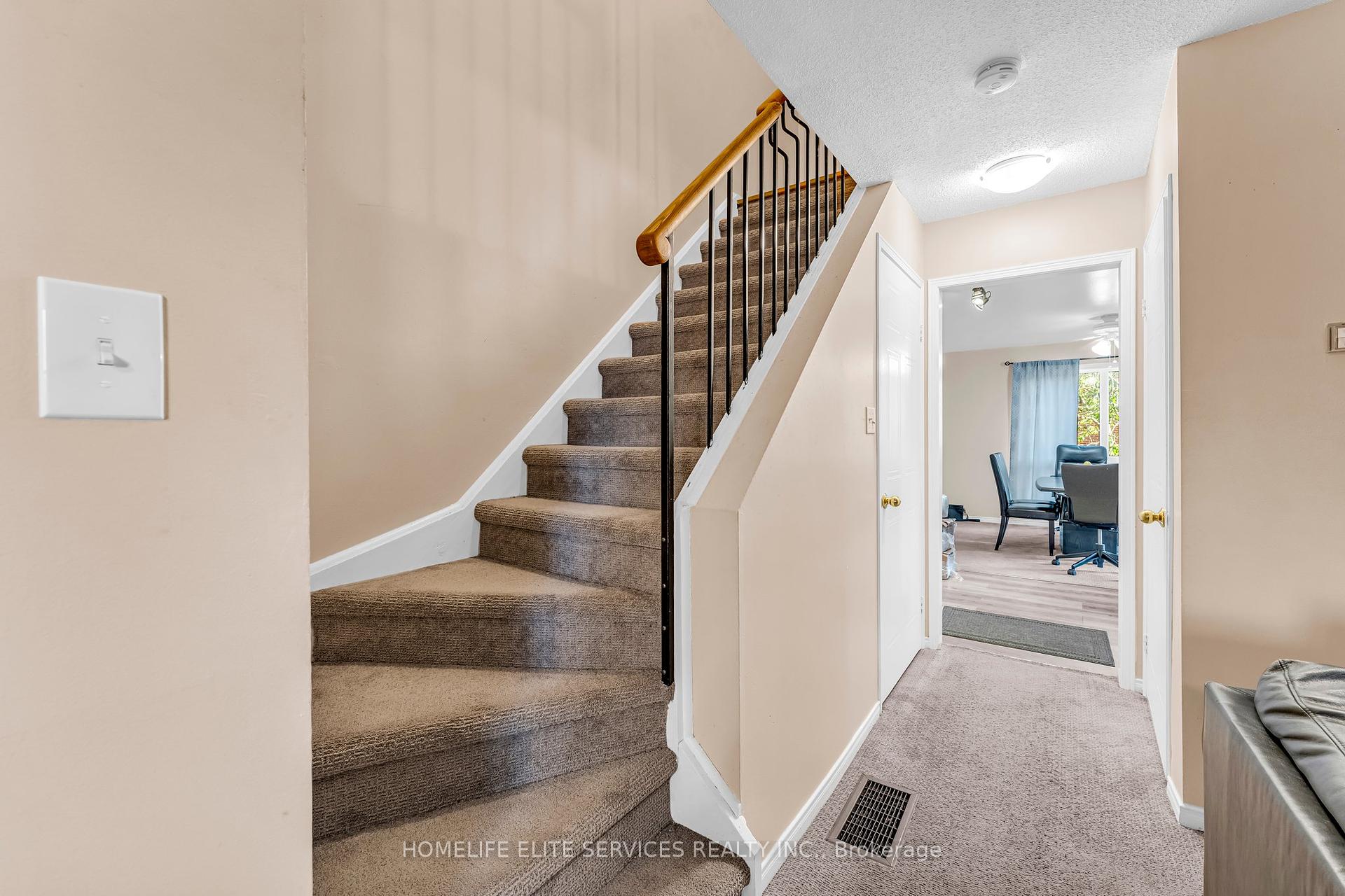 11 Lenthall Ave, Toronto, ON M1B2C7 | 3 Bedroom 4 Bathroom Semi-Detached House | Image 13