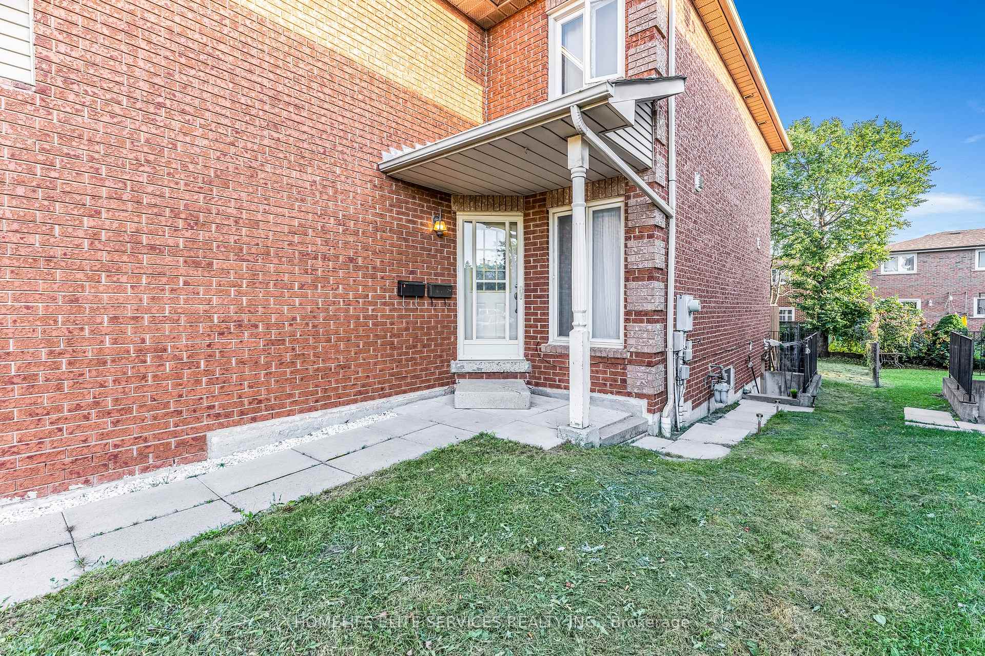 11 Lenthall Ave, Toronto, ON M1B2C7 | 3 Bedroom 4 Bathroom Semi-Detached House | Image 22