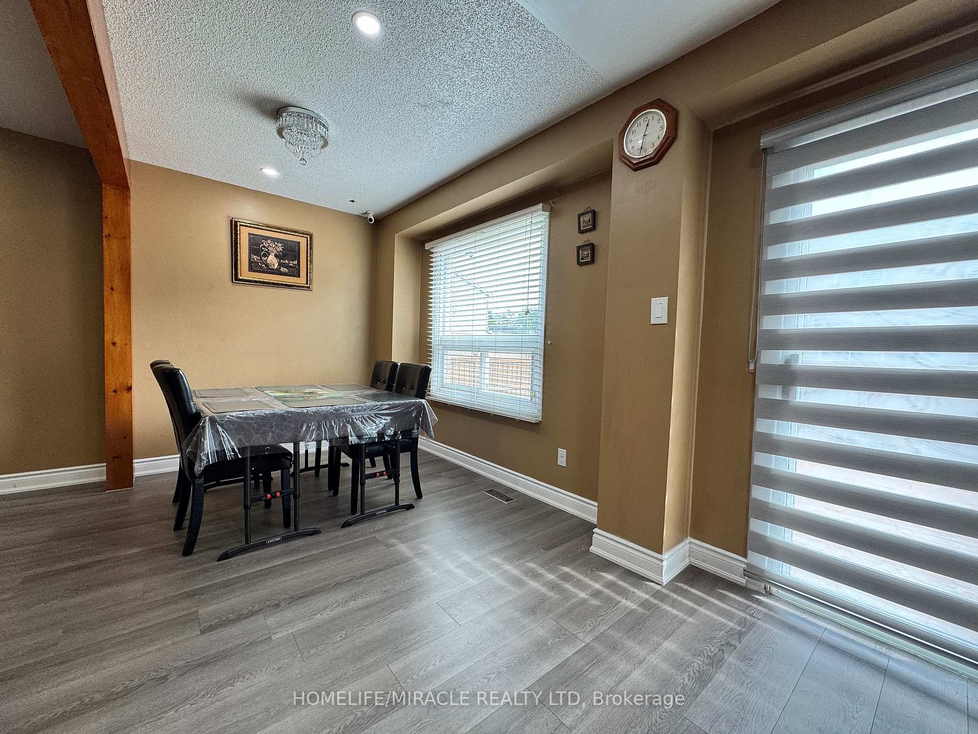 131 Plumrose Ptwy, Toronto, ON M1B4B6 | 3 Bedroom 4 Bathroom Detached House | Image 24