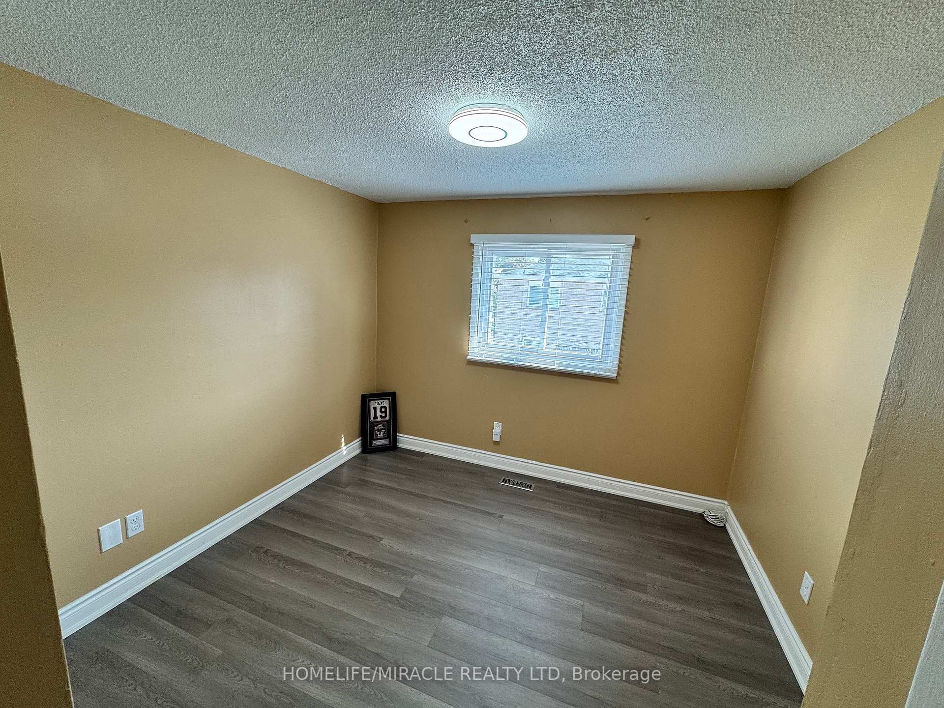 131 Plumrose Ptwy, Toronto, ON M1B4B6 | 3 Bedroom 4 Bathroom Detached House | Image 28