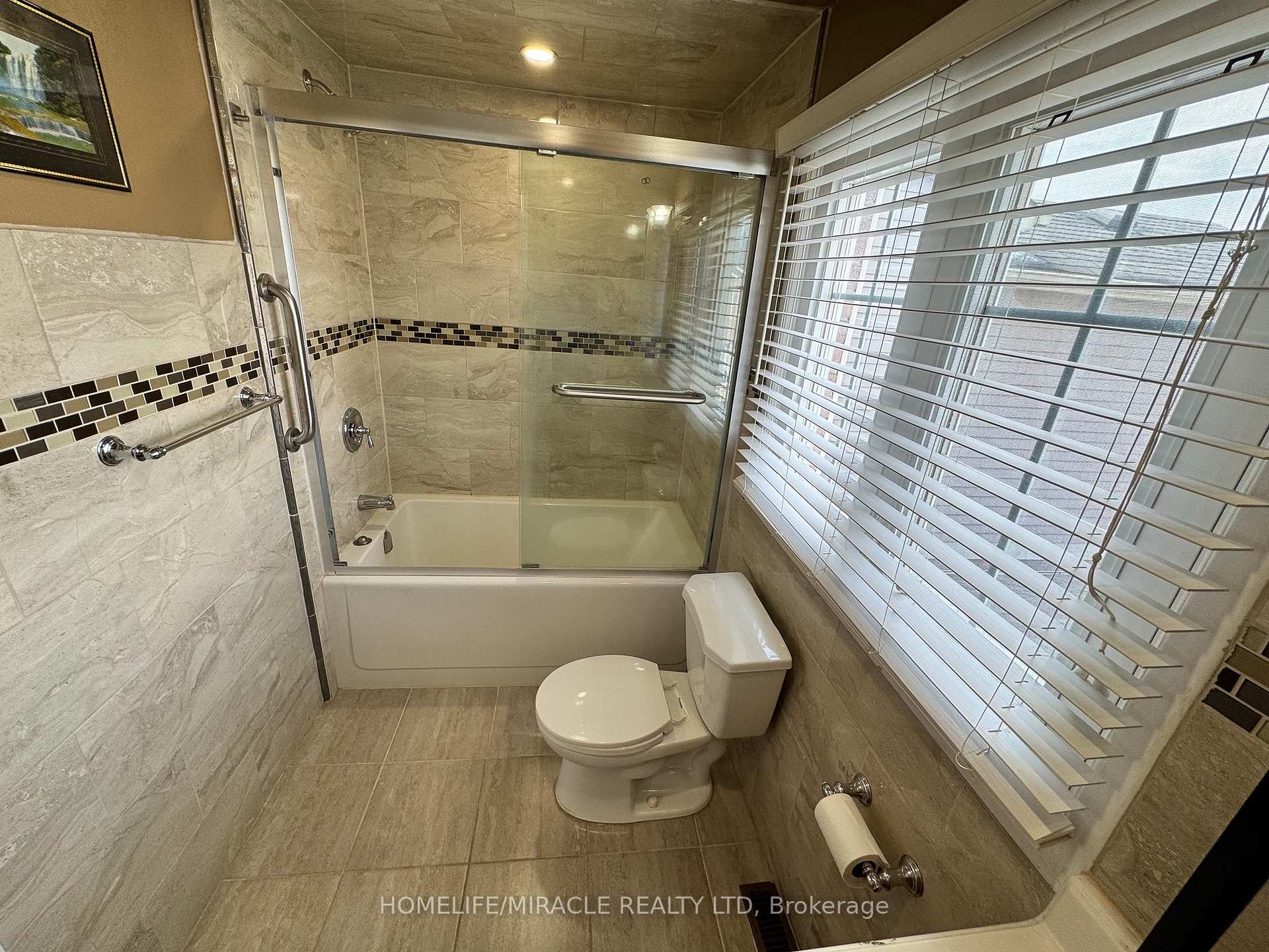 131 Plumrose Ptwy, Toronto, ON M1B4B6 | 3 Bedroom 4 Bathroom Detached House | Image 32