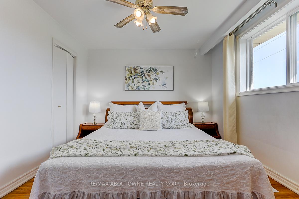 31 Lambeth Sq, Toronto, ON M1W3B3 | 4 Bedroom 3 Bathroom Detached House | Image 18