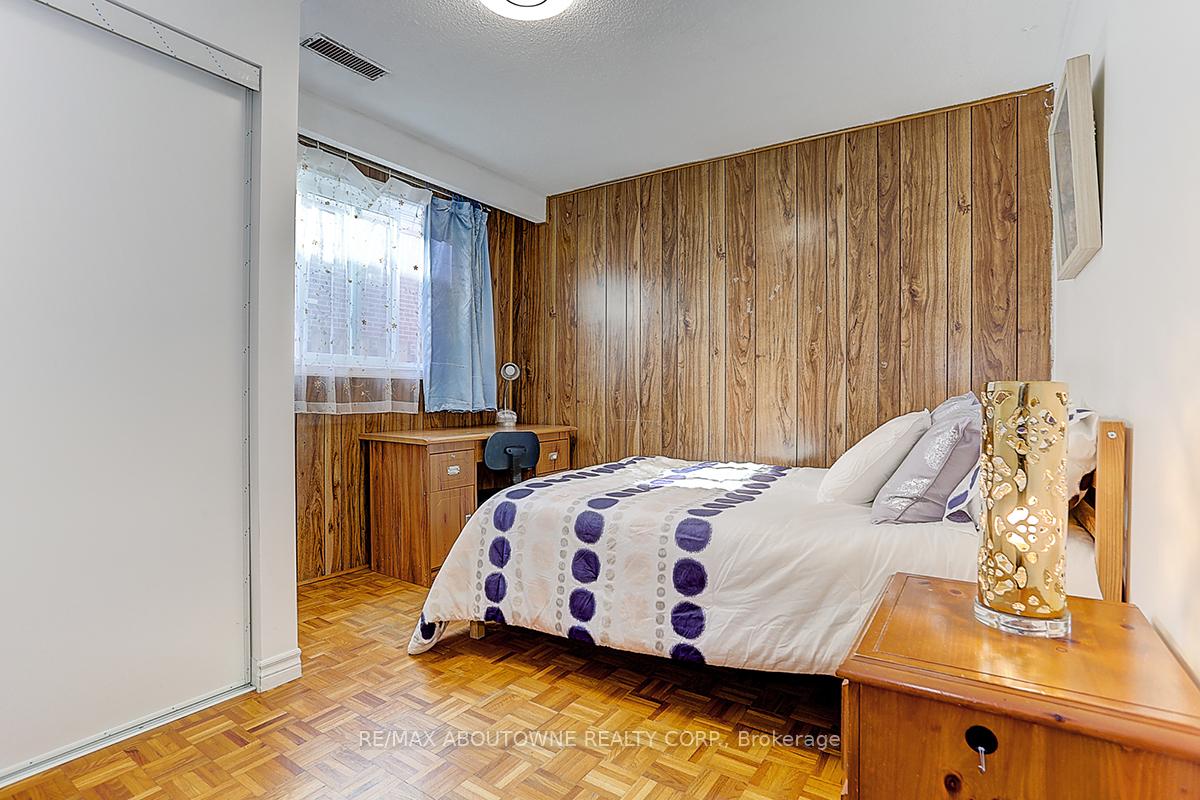 31 Lambeth Sq, Toronto, ON M1W3B3 | 4 Bedroom 3 Bathroom Detached House | Image 29