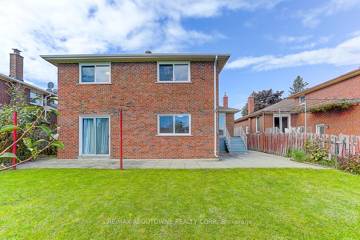 31 Lambeth Sq, Toronto, ON M1W3B3 | 4 Bedroom 3 Bathroom Detached House | Image 40