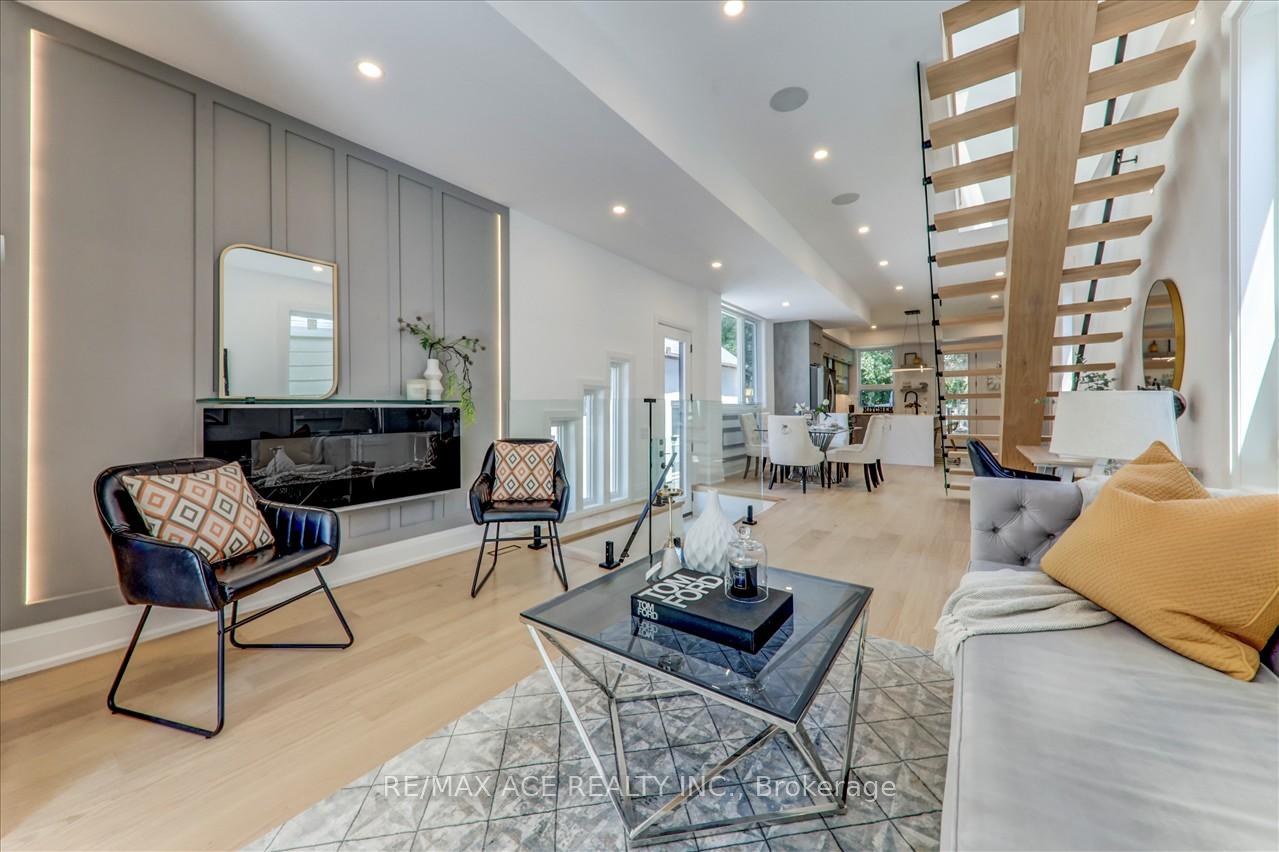 153 King Edward Ave, Toronto, ON M4C5J7 | 3 Bedroom 4 Bathroom Detached House | Image 5