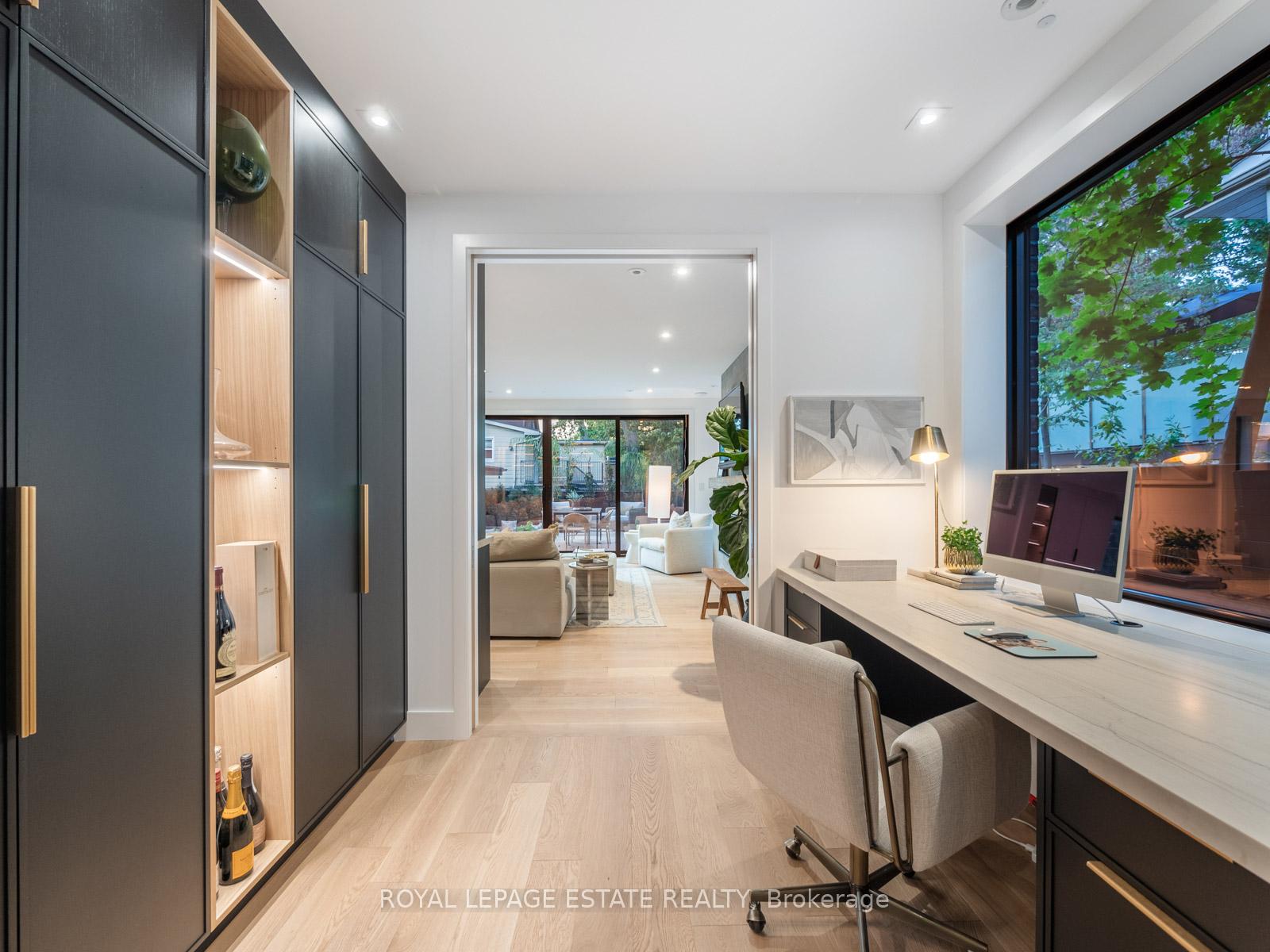 18 Munro Park Ave, Toronto, ON M4E3M3 | 4 Bedroom 5 Bathroom Detached House | Image 10