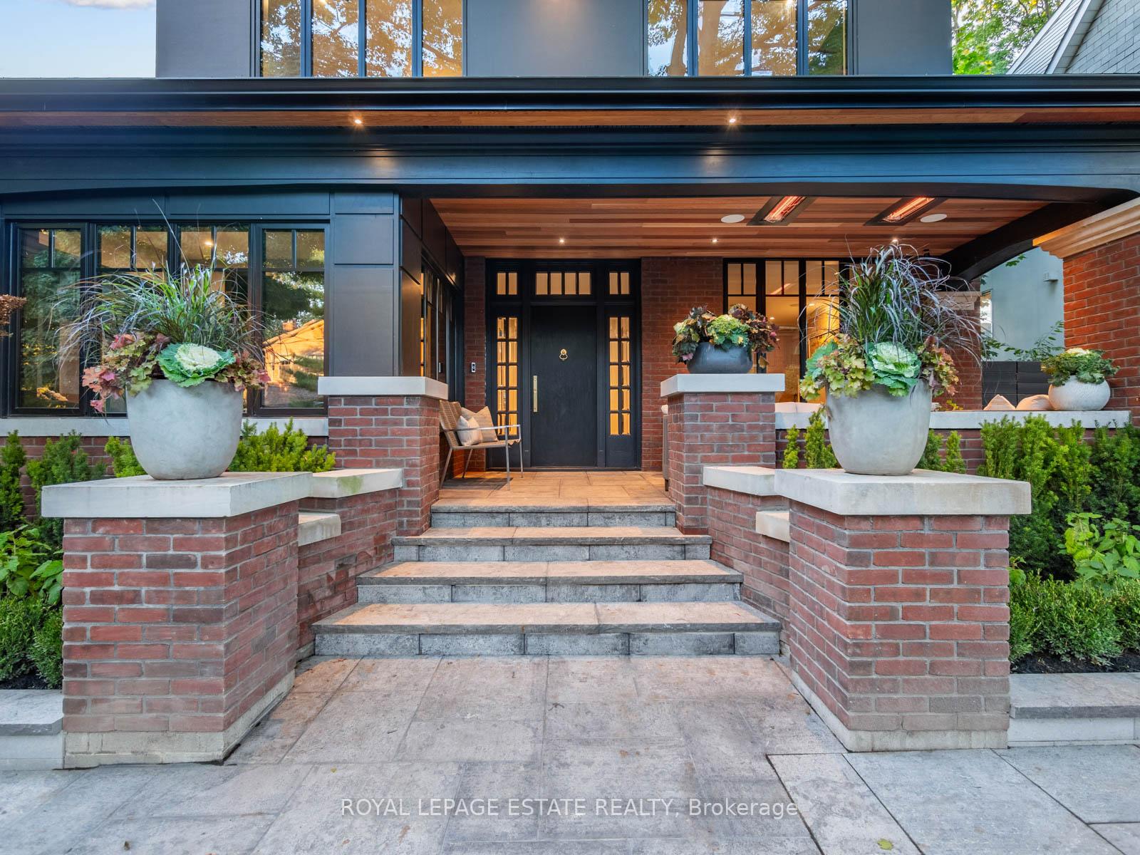 18 Munro Park Ave, Toronto, ON M4E3M3 | 4 Bedroom 5 Bathroom Detached House | Image 2