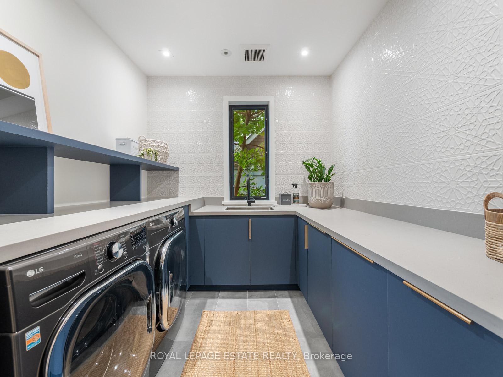 18 Munro Park Ave, Toronto, ON M4E3M3 | 4 Bedroom 5 Bathroom Detached House | Image 23