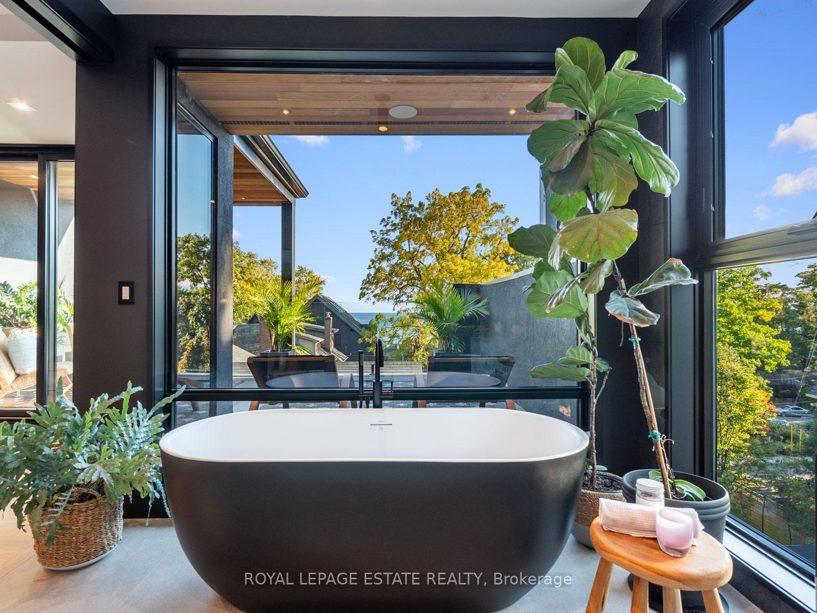 18 Munro Park Ave, Toronto, ON M4E3M3 | 4 Bedroom 5 Bathroom Detached House | Image 26