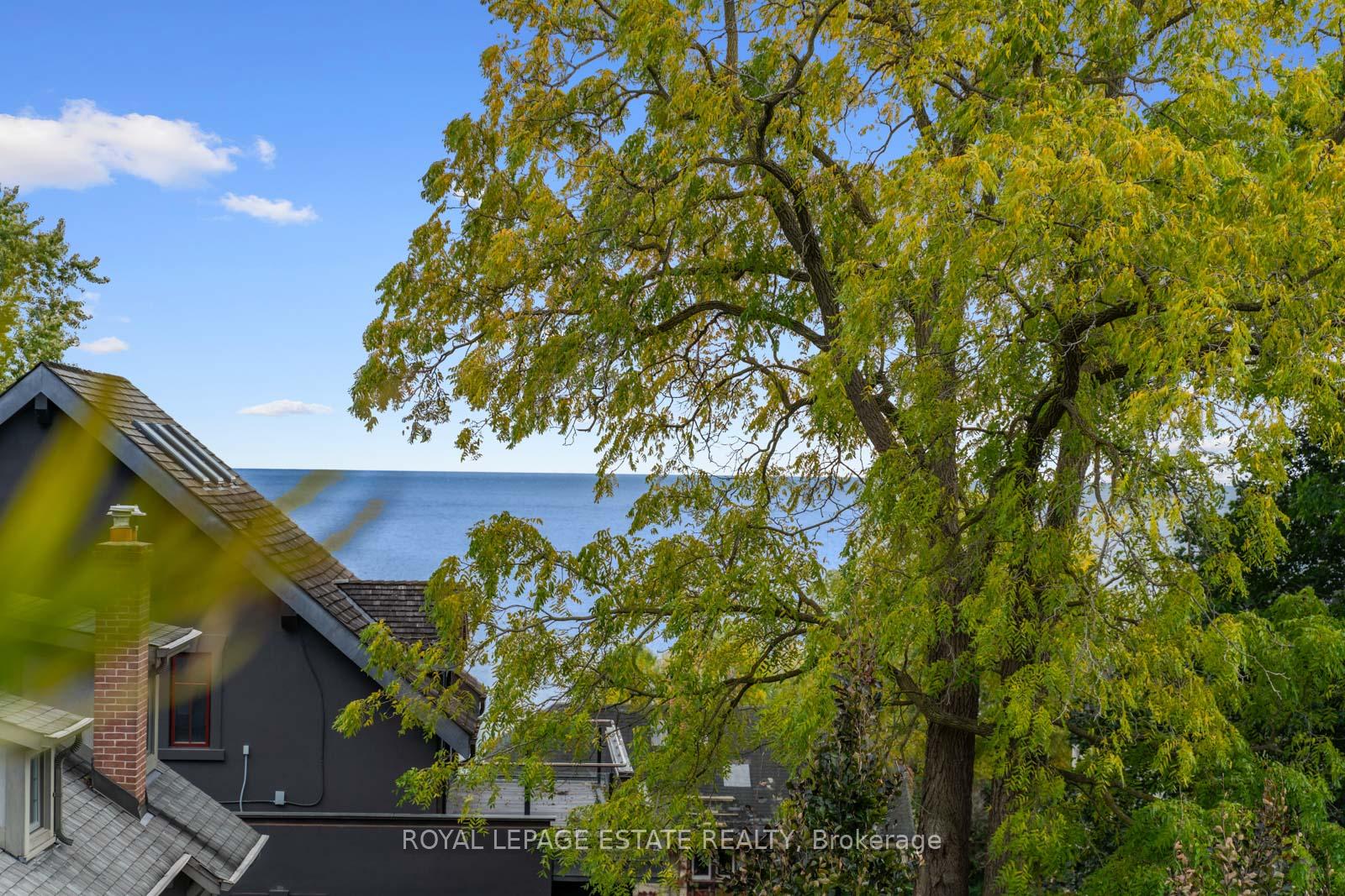 18 Munro Park Ave, Toronto, ON M4E3M3 | 4 Bedroom 5 Bathroom Detached House | Image 5