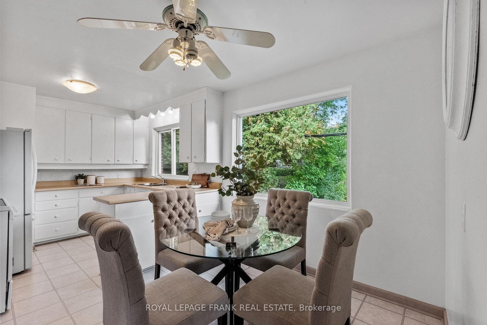 84 Chestermere Blvd, Toronto, ON M1J2Y1 | 3 Bedroom 2 Bathroom Detached House | Image 10