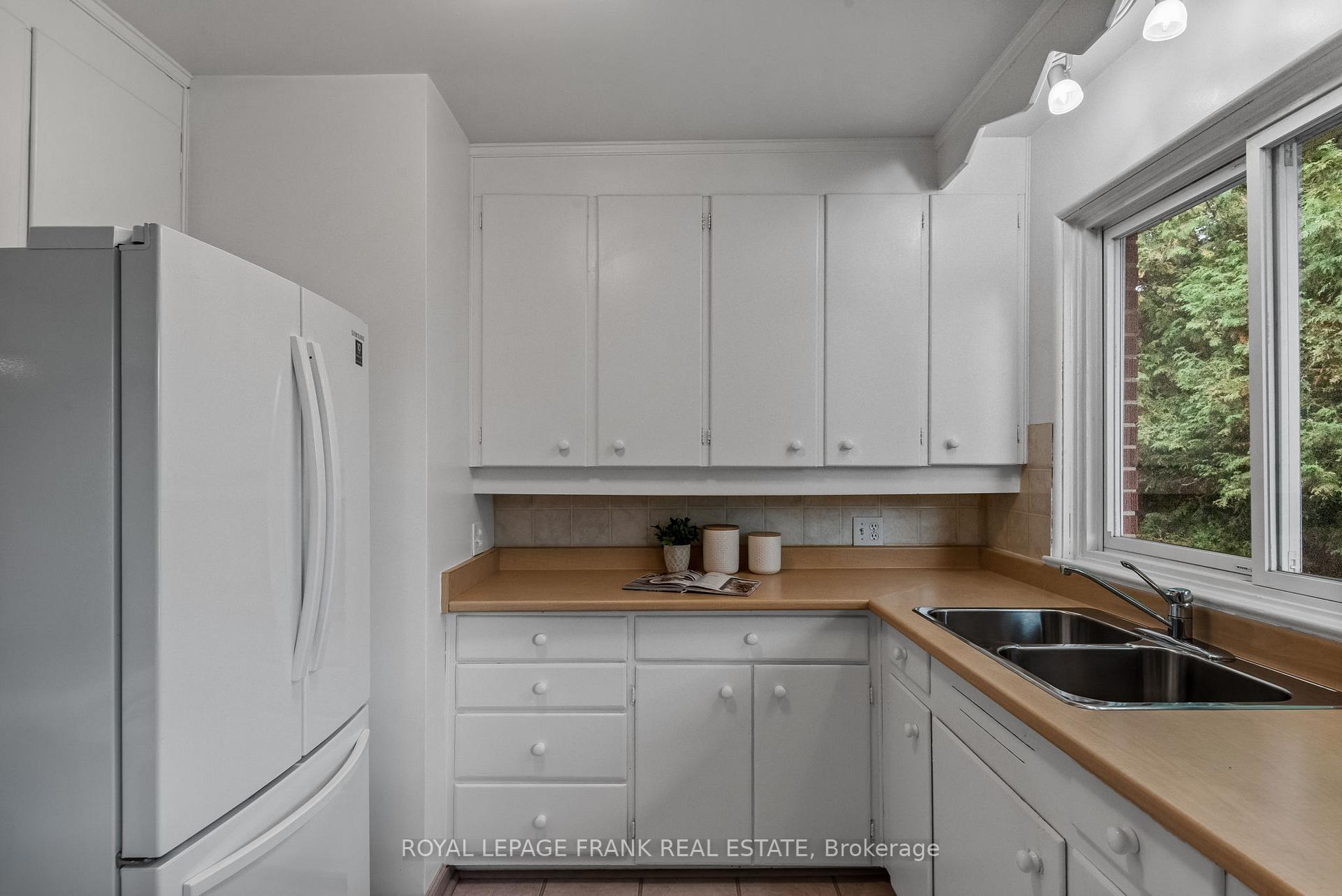 84 Chestermere Blvd, Toronto, ON M1J2Y1 | 3 Bedroom 2 Bathroom Detached House | Image 12