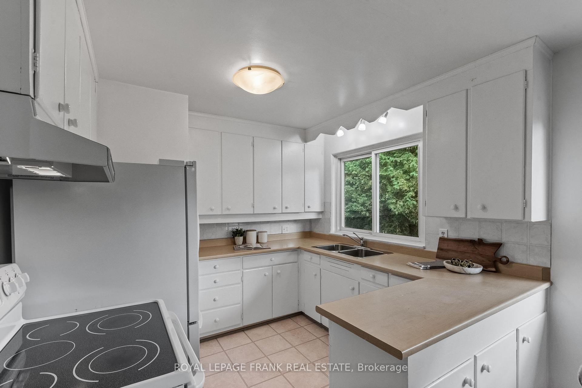 84 Chestermere Blvd, Toronto, ON M1J2Y1 | 3 Bedroom 2 Bathroom Detached House | Image 14