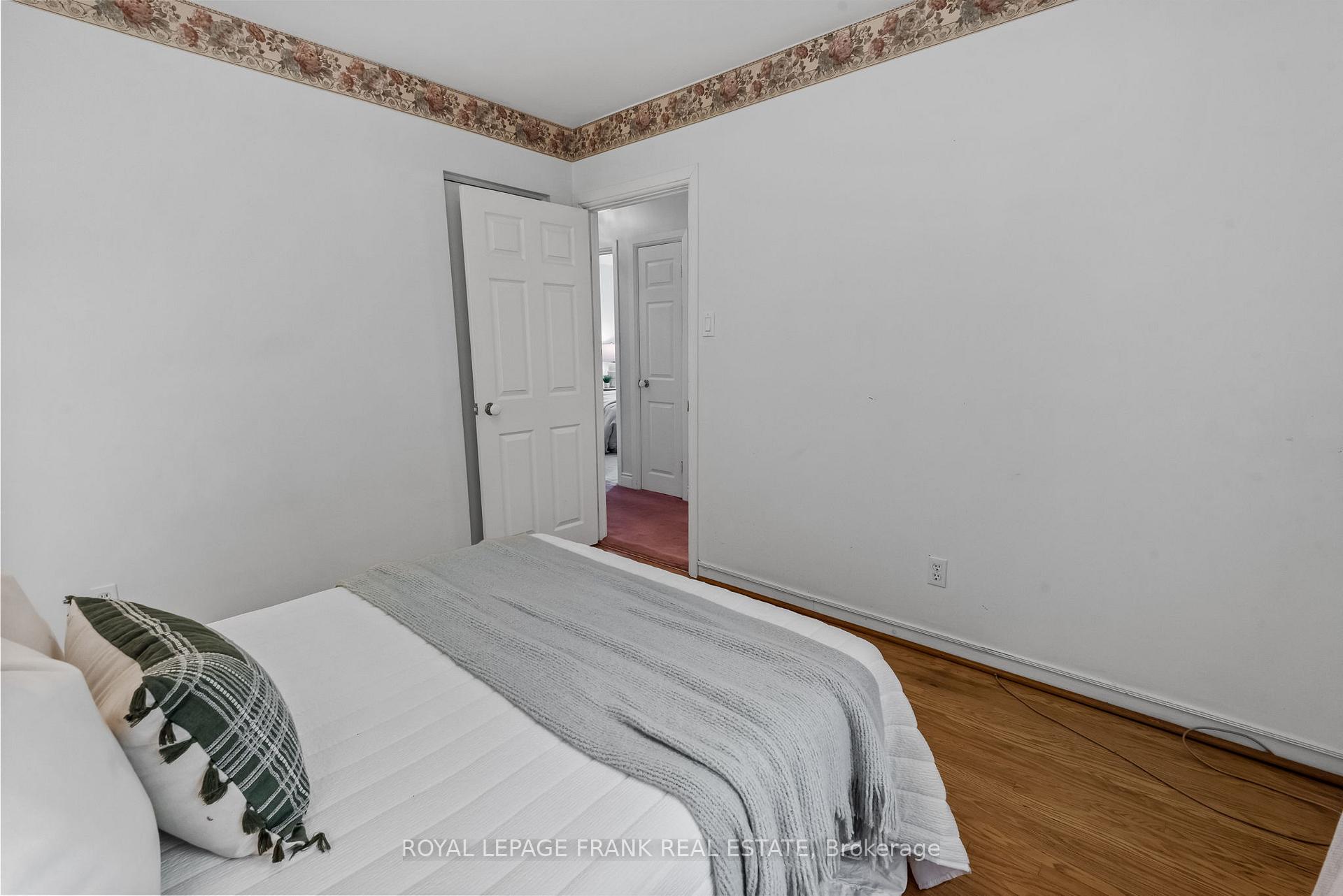 84 Chestermere Blvd, Toronto, ON M1J2Y1 | 3 Bedroom 2 Bathroom Detached House | Image 18