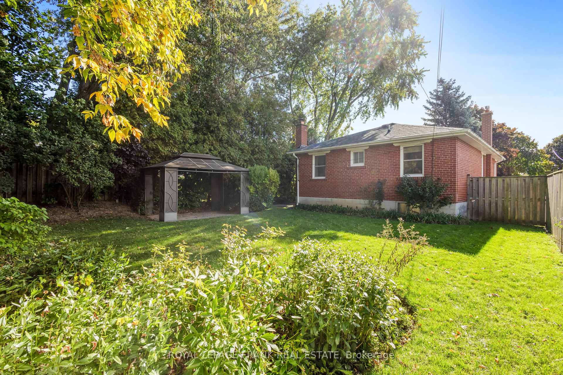 84 Chestermere Blvd, Toronto, ON M1J2Y1 | 3 Bedroom 2 Bathroom Detached House | Image 37