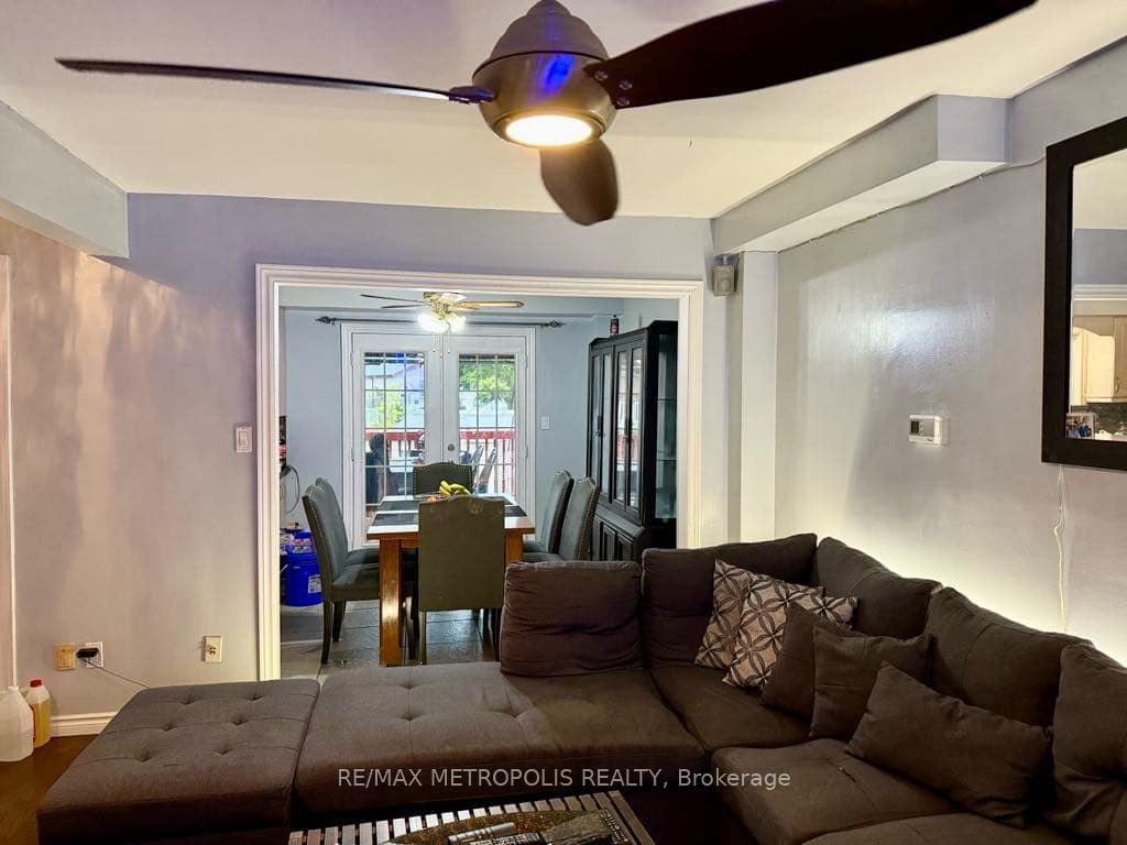 4 Shepmore Terr, Toronto, ON M1B3H4 | 3 Bedroom 2 Bathroom Detached House | Image 13
