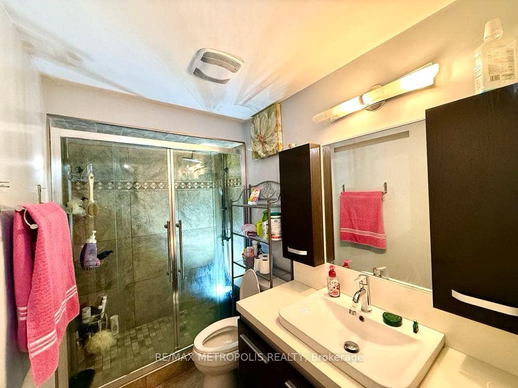 4 Shepmore Terr, Toronto, ON M1B3H4 | 3 Bedroom 2 Bathroom Detached House | Image 22