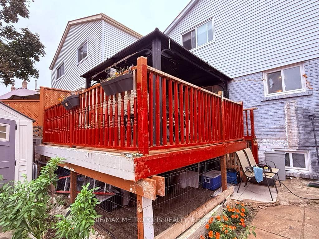 4 Shepmore Terr, Toronto, ON M1B3H4 | 3 Bedroom 2 Bathroom Detached House | Image 6